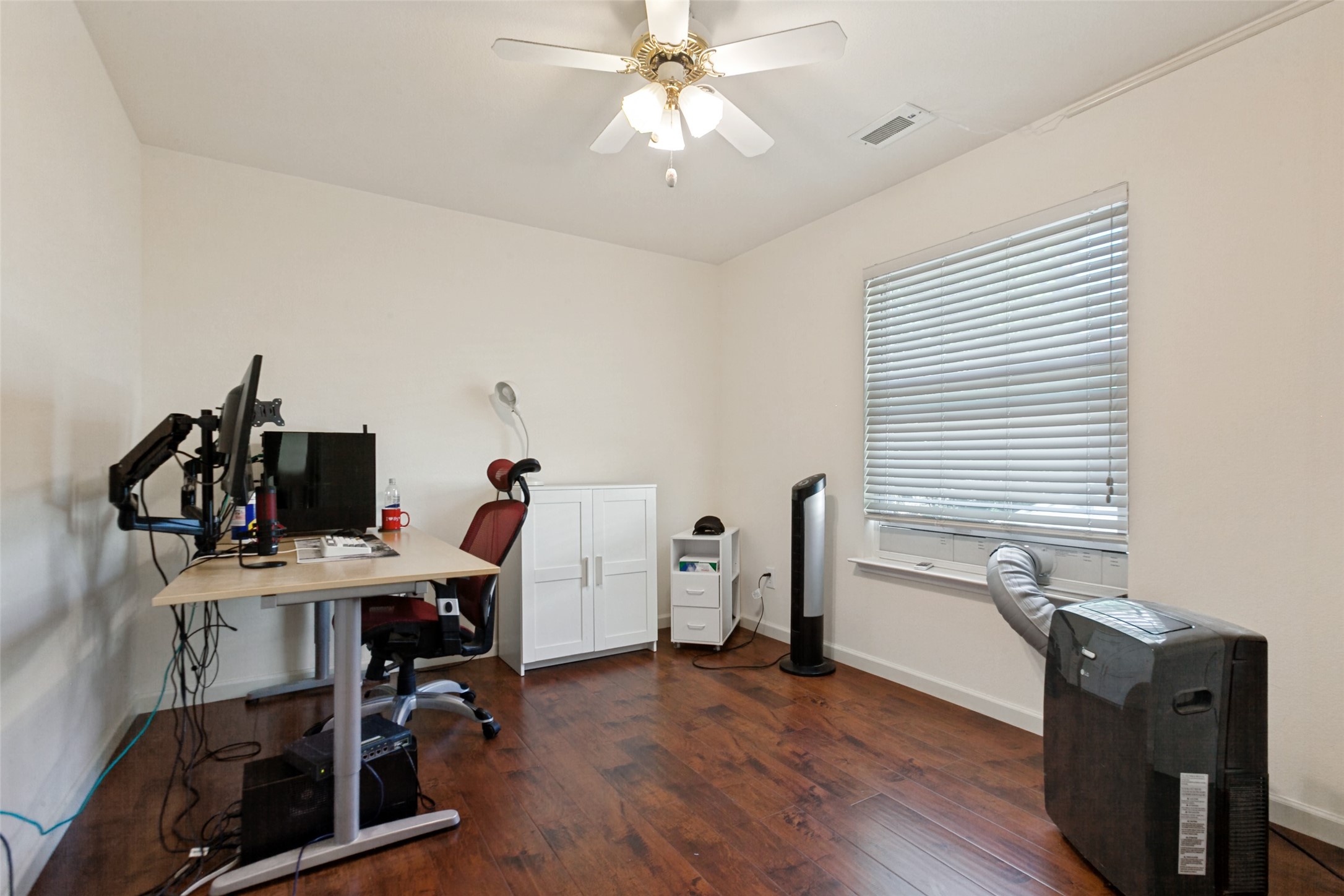 4809 Parnell Lane
