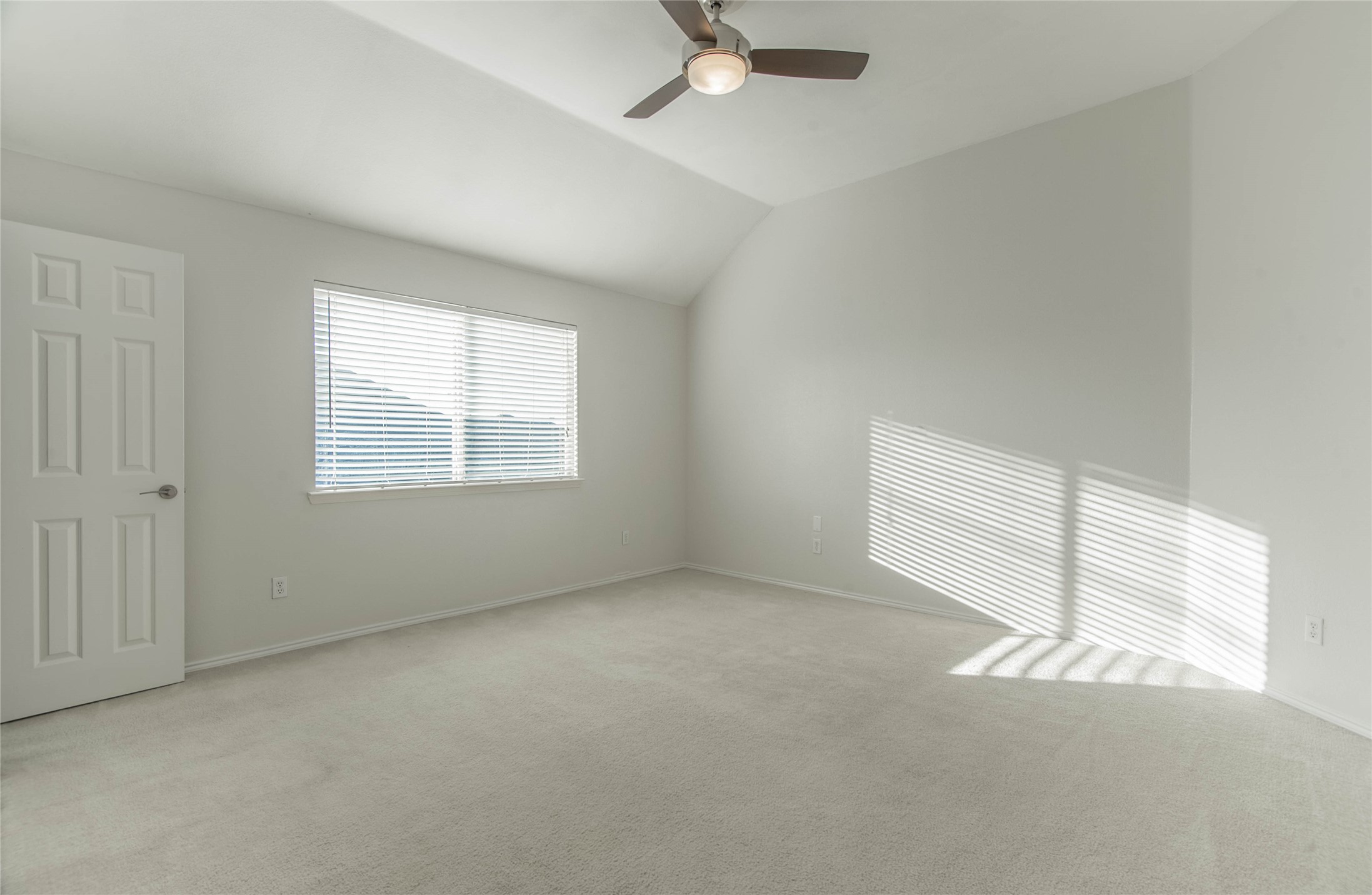 1521 Hidden Cove Court