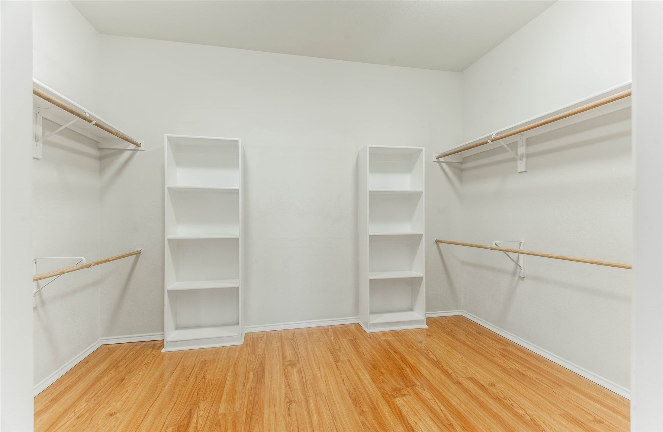 1521 Hidden Cove Court