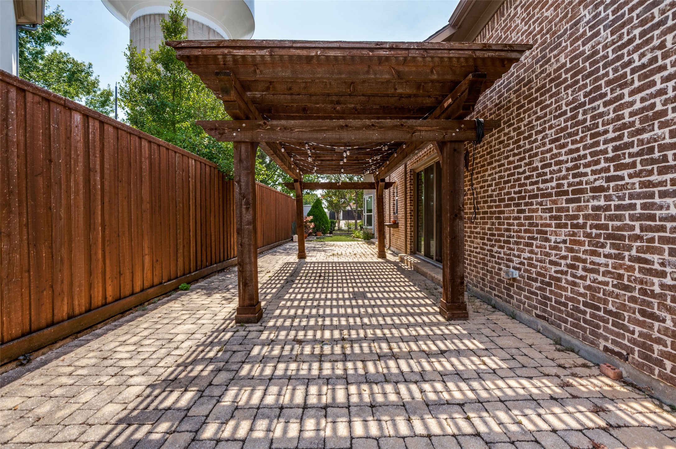 5764 Quebec Lane