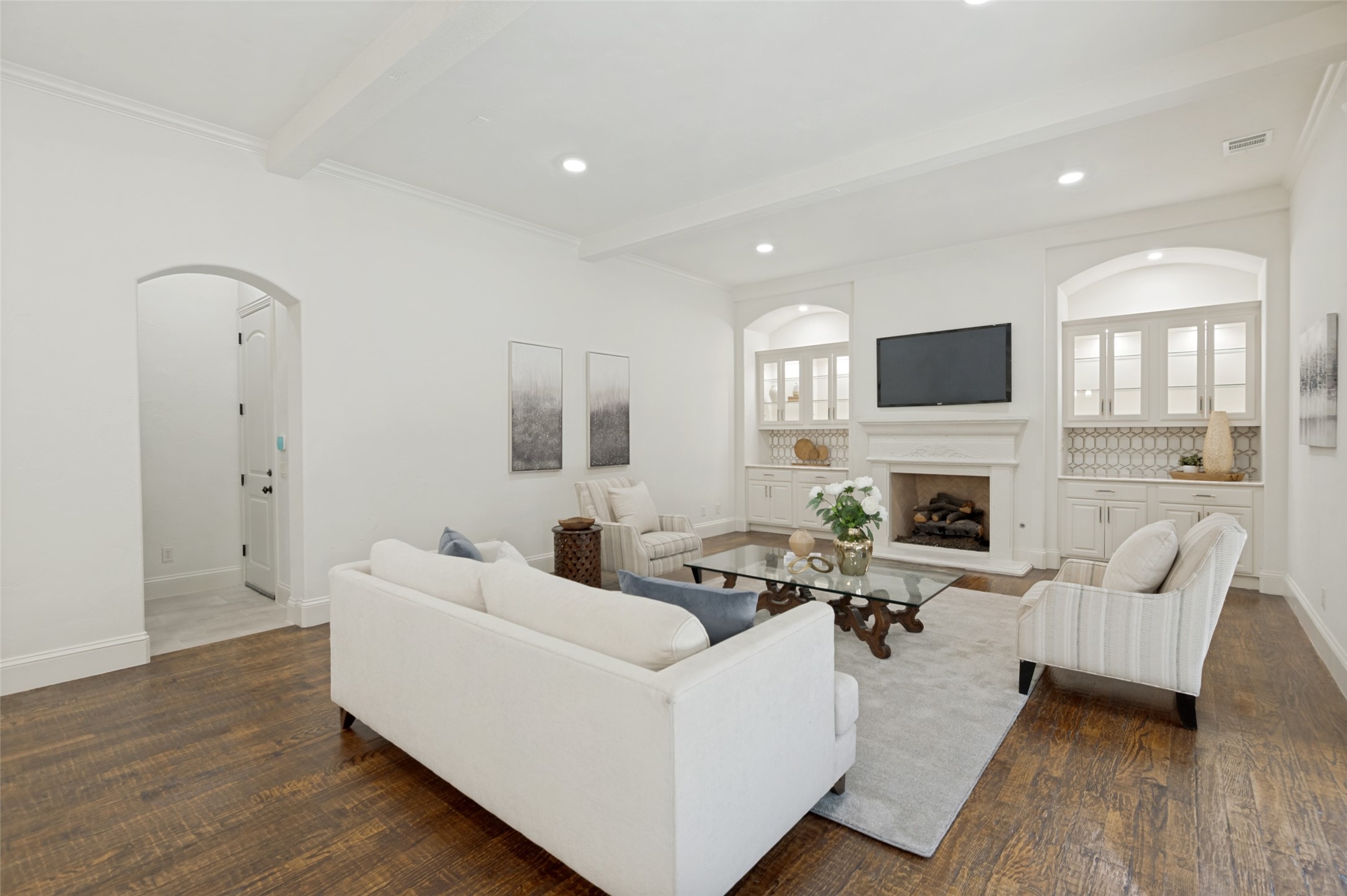 5764 Quebec Lane