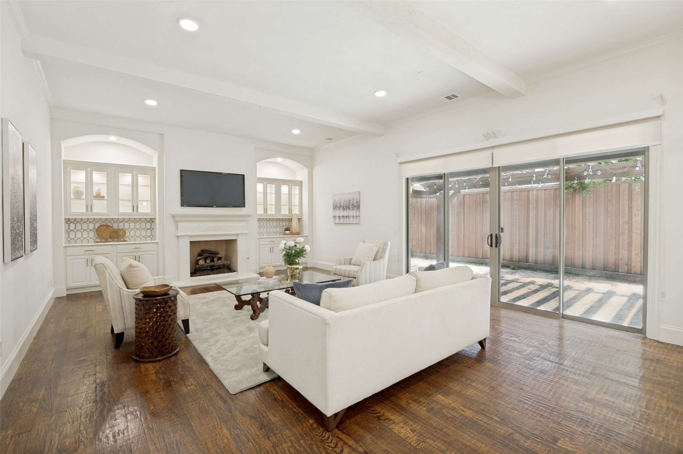 5764 Quebec Lane