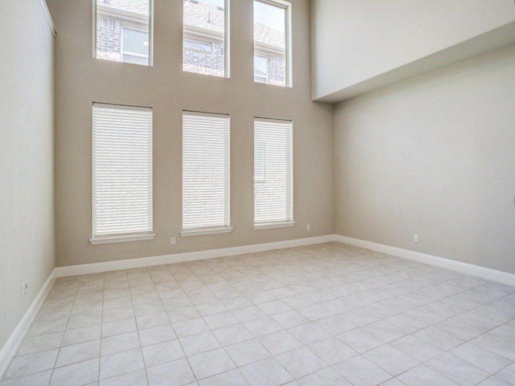 5405 Tuscarora Trail