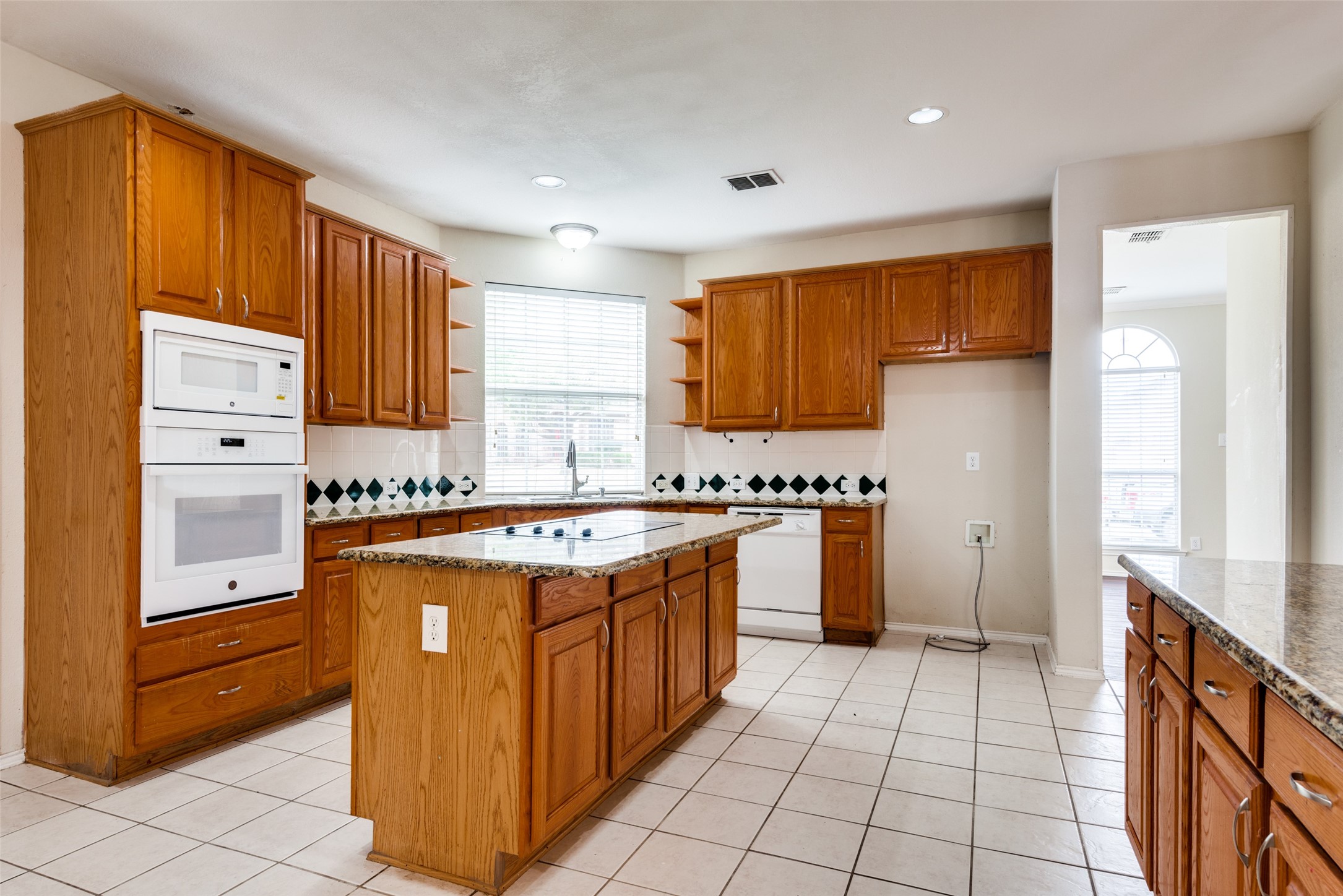 2904 Woods Drive