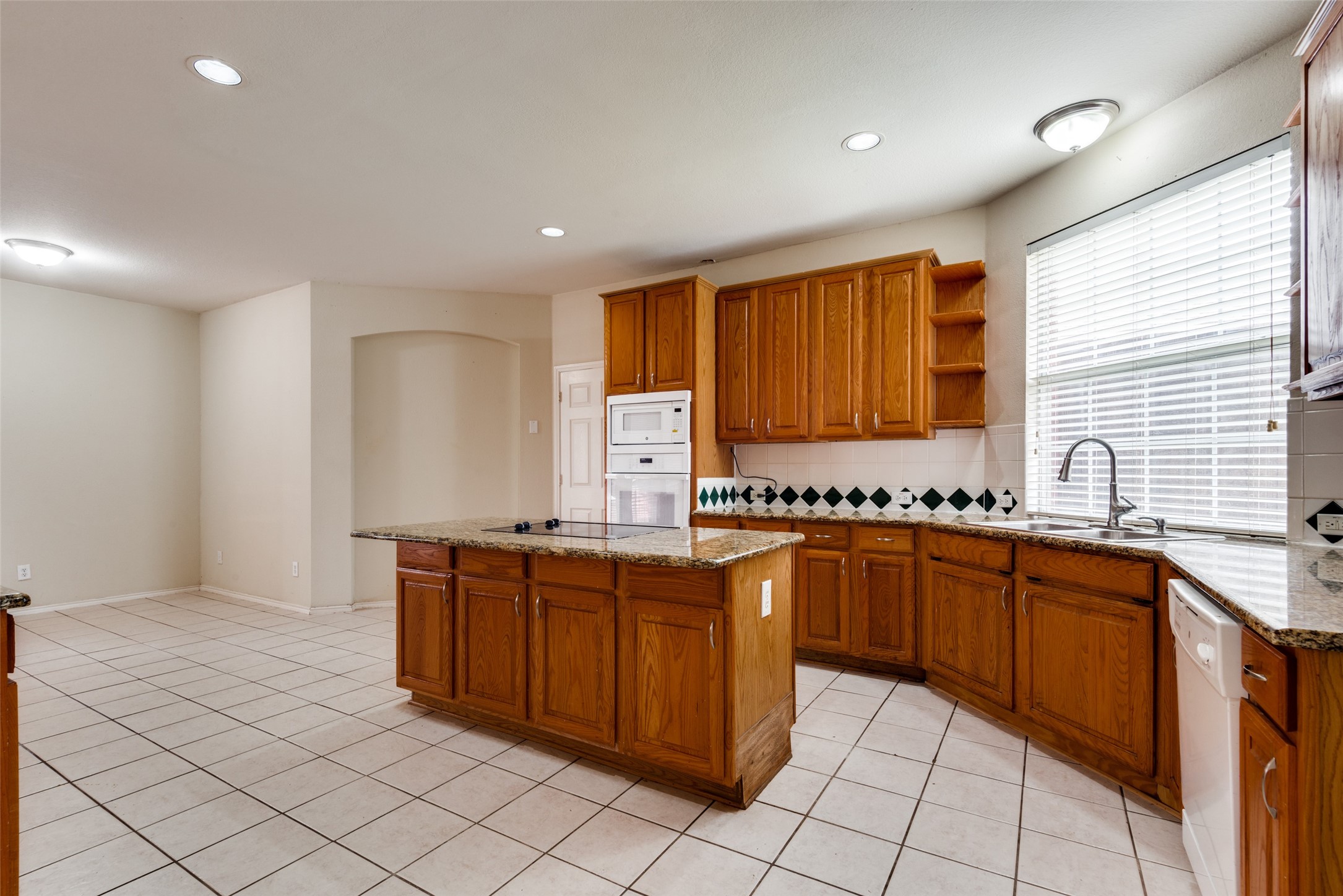 2904 Woods Drive