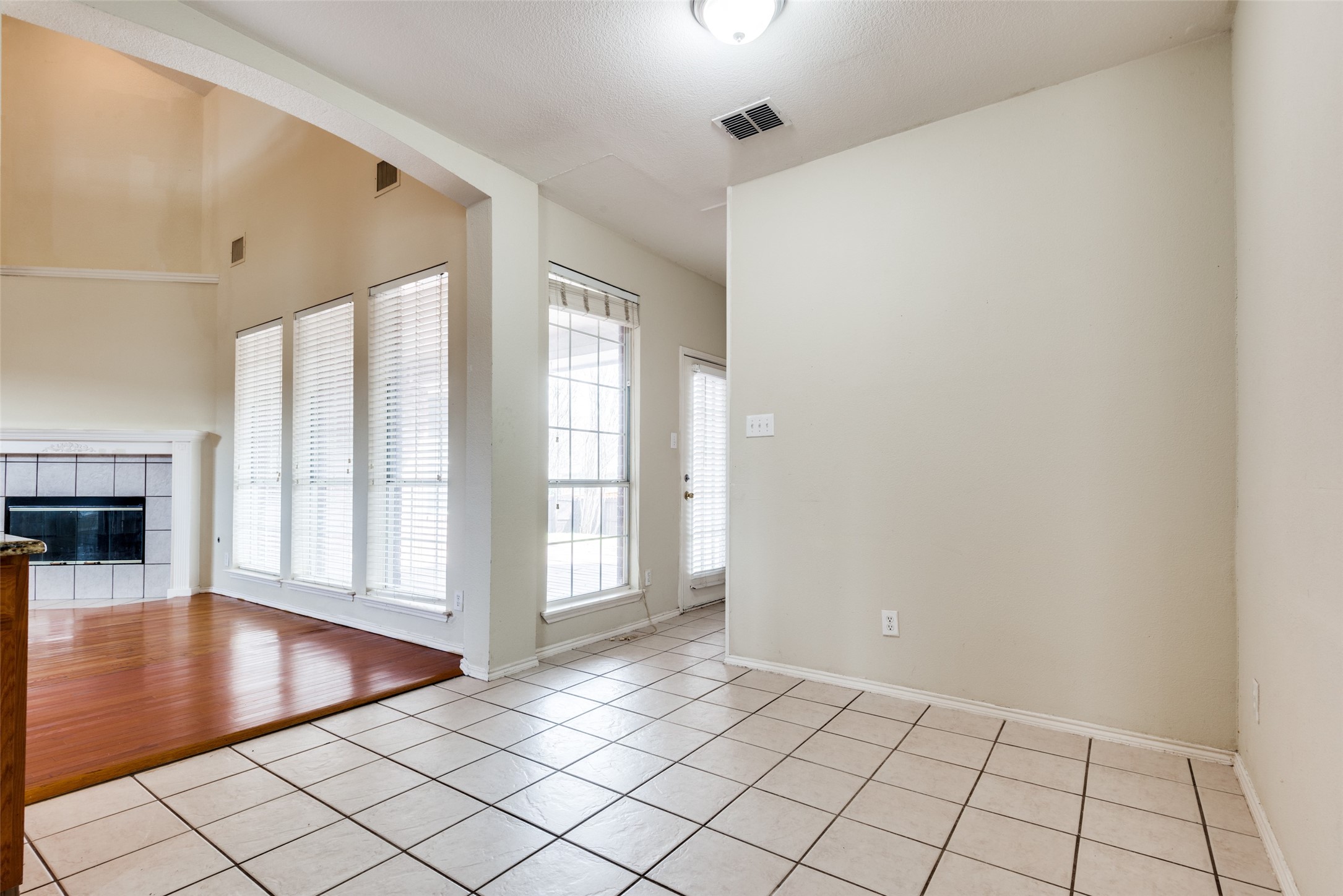 2904 Woods Drive