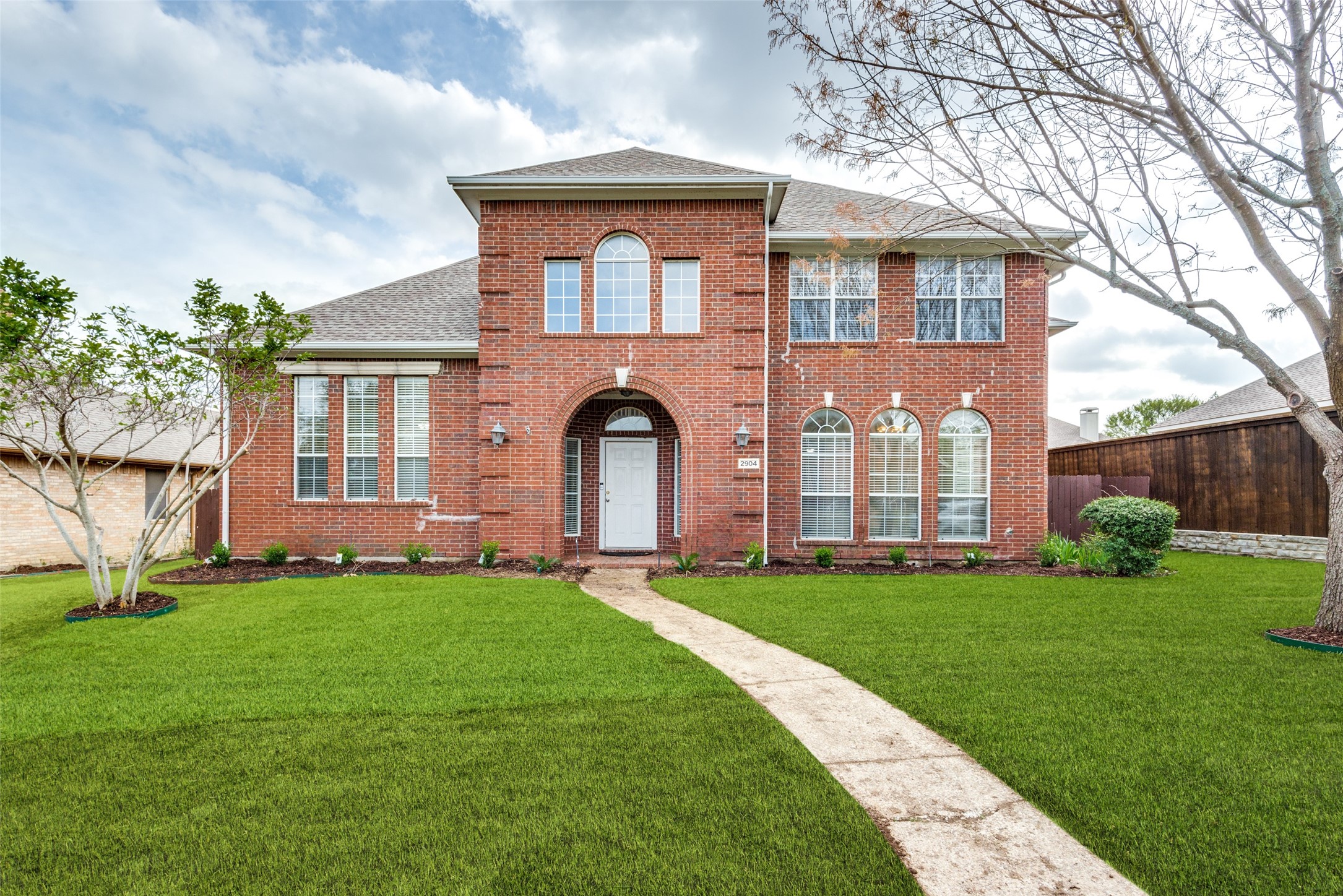 2904 Woods Drive
