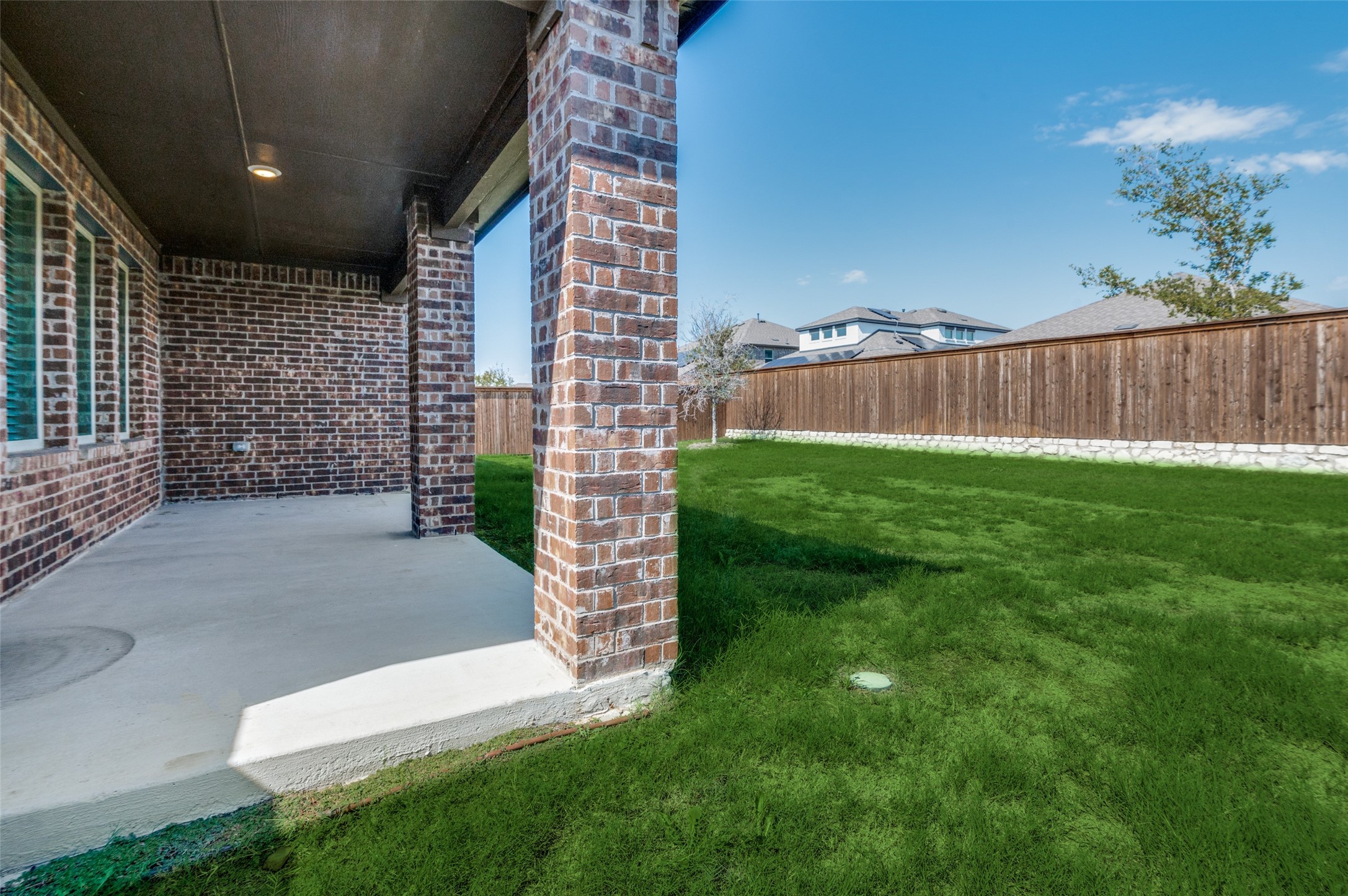 6409 Windsor Lane