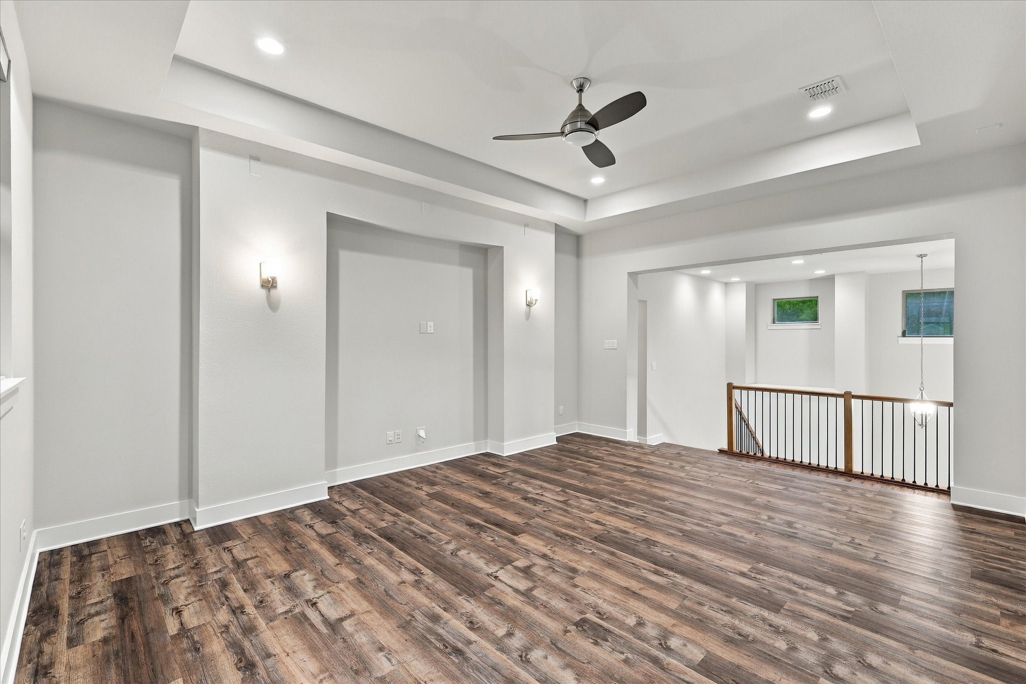 6251 Lakeshore Drive