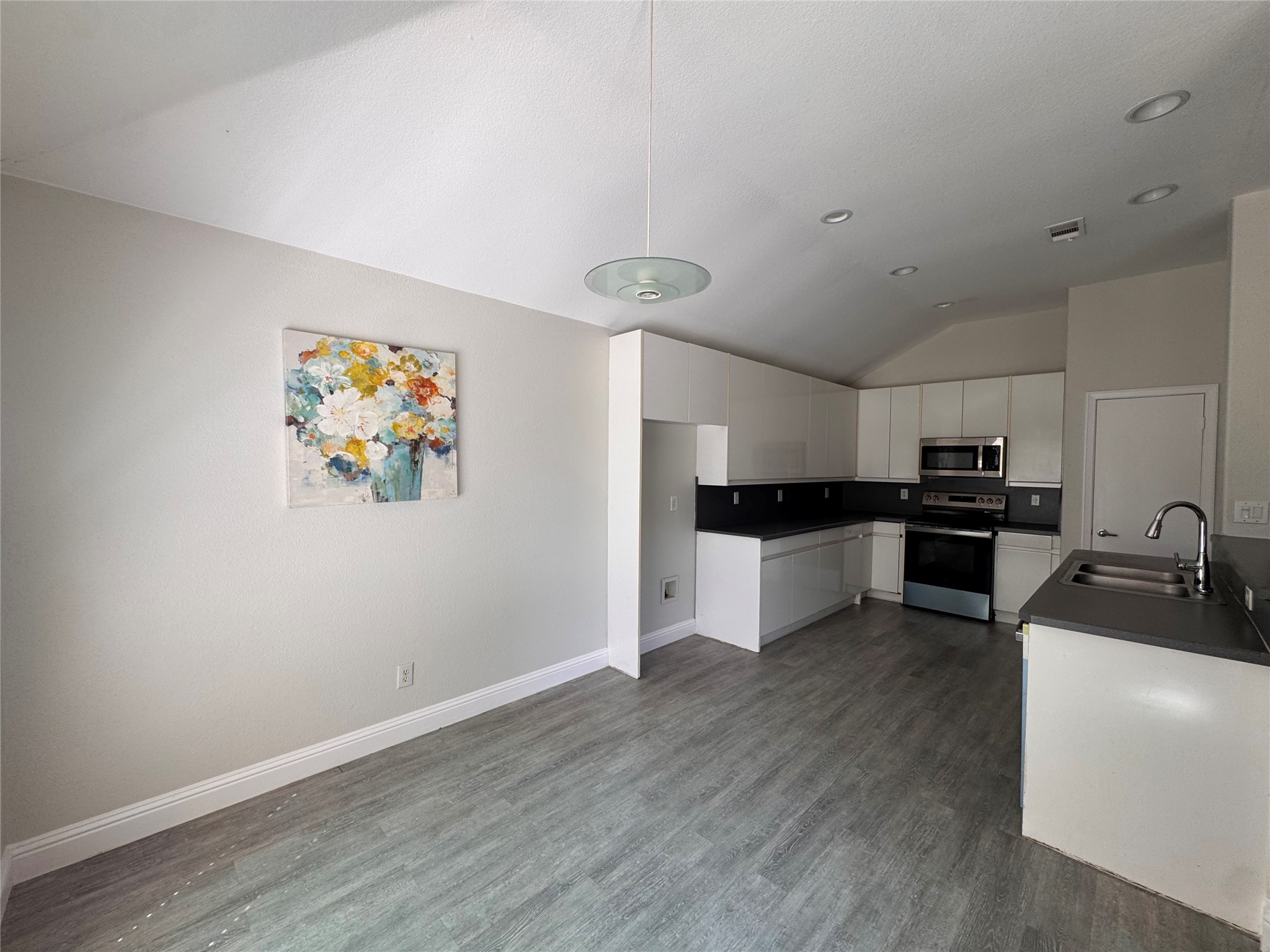 11313 Sunrise Lane