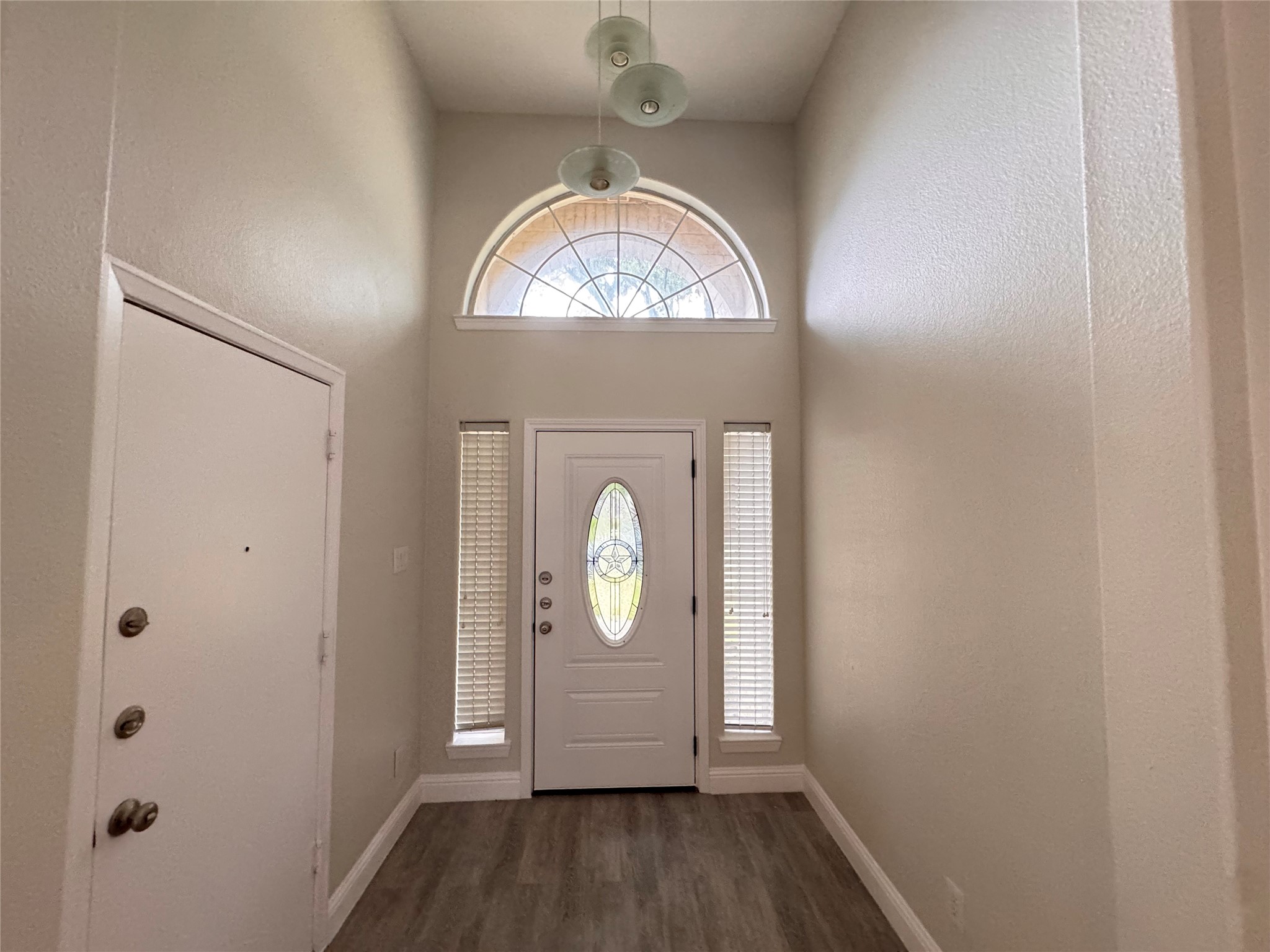 11313 Sunrise Lane