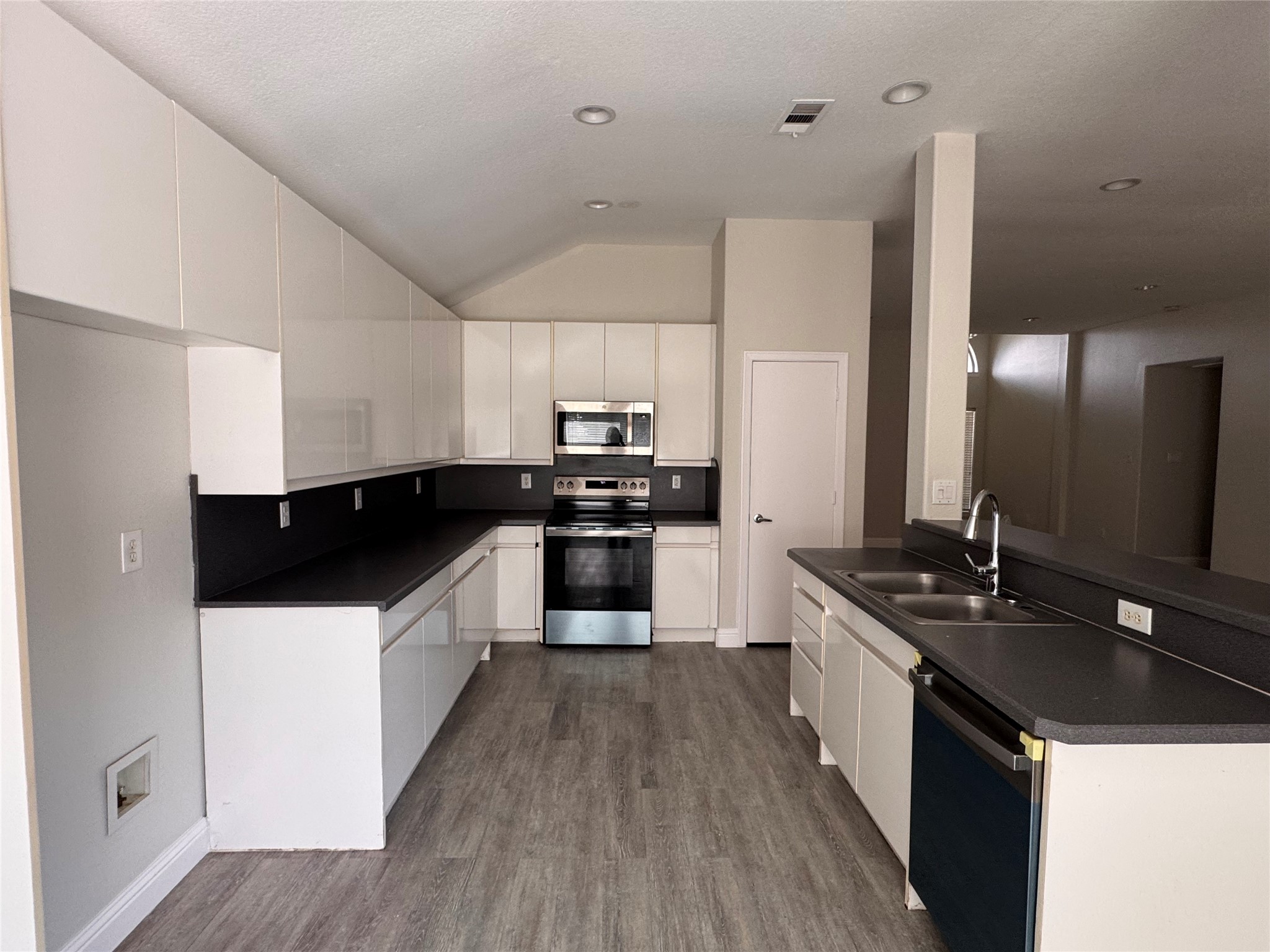 11313 Sunrise Lane