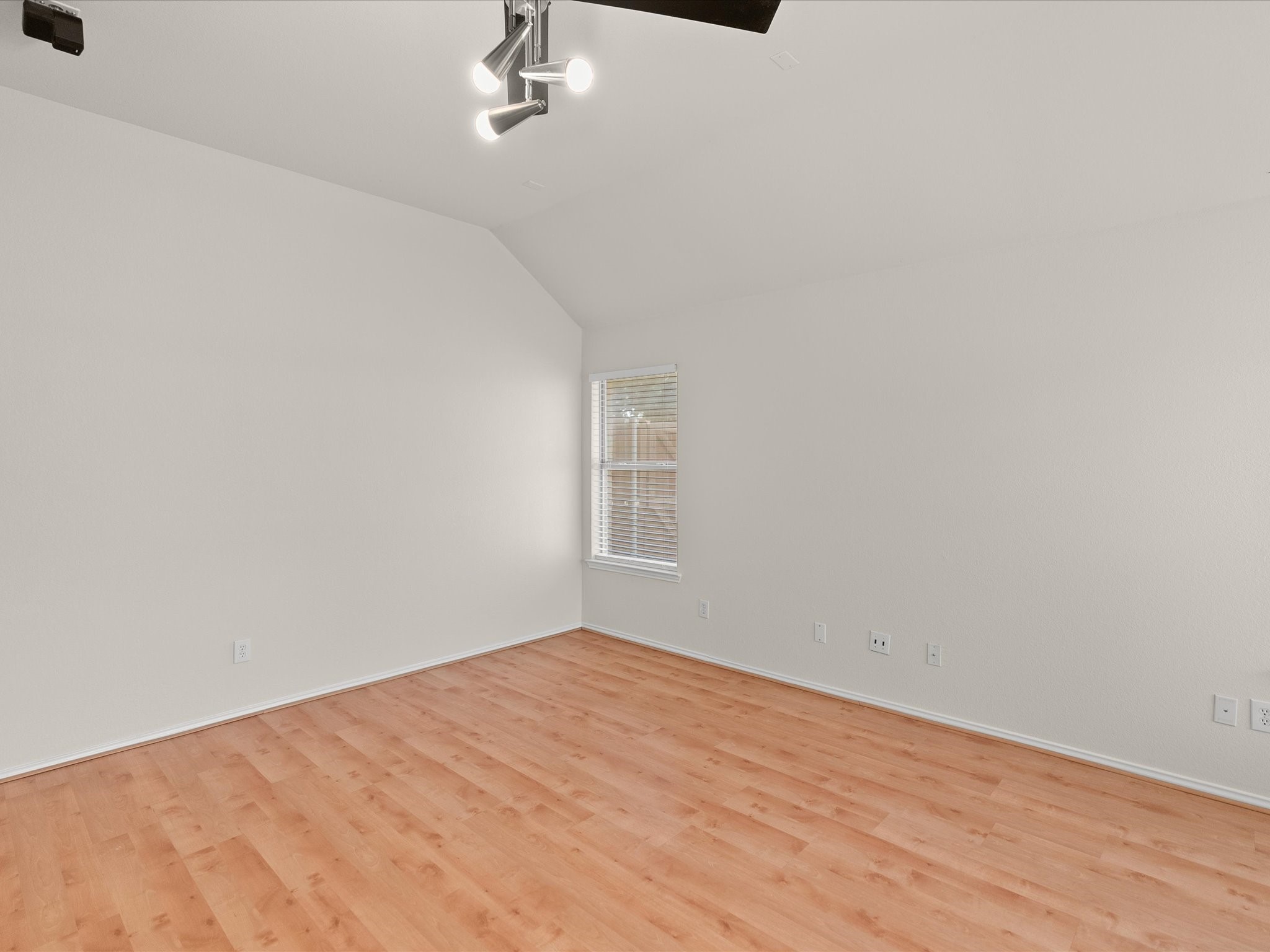 1420 Hudspeth Drive