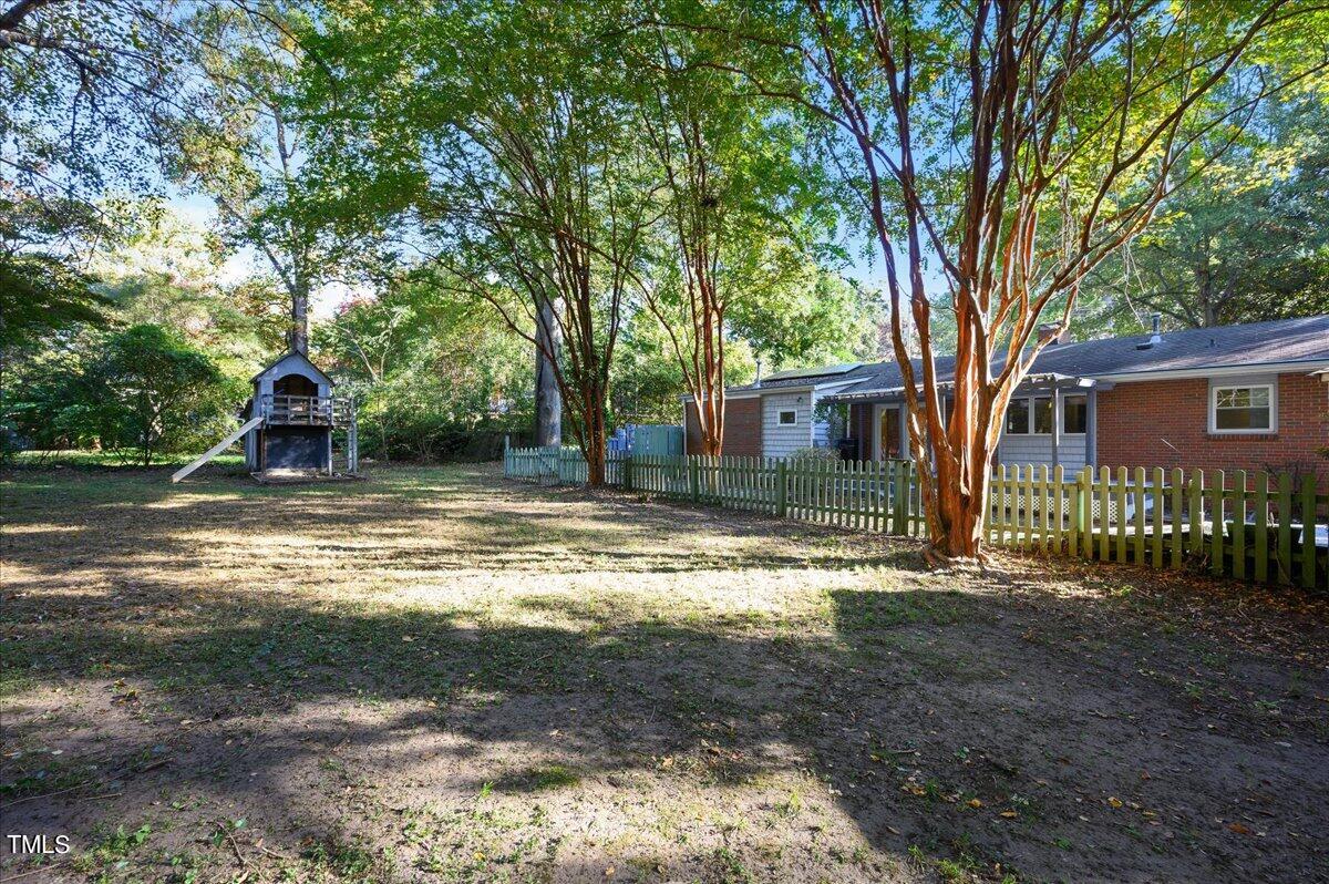 1418 Pineview Drive