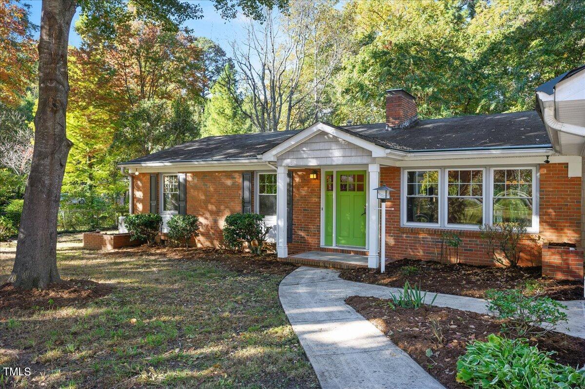 1418 Pineview Drive