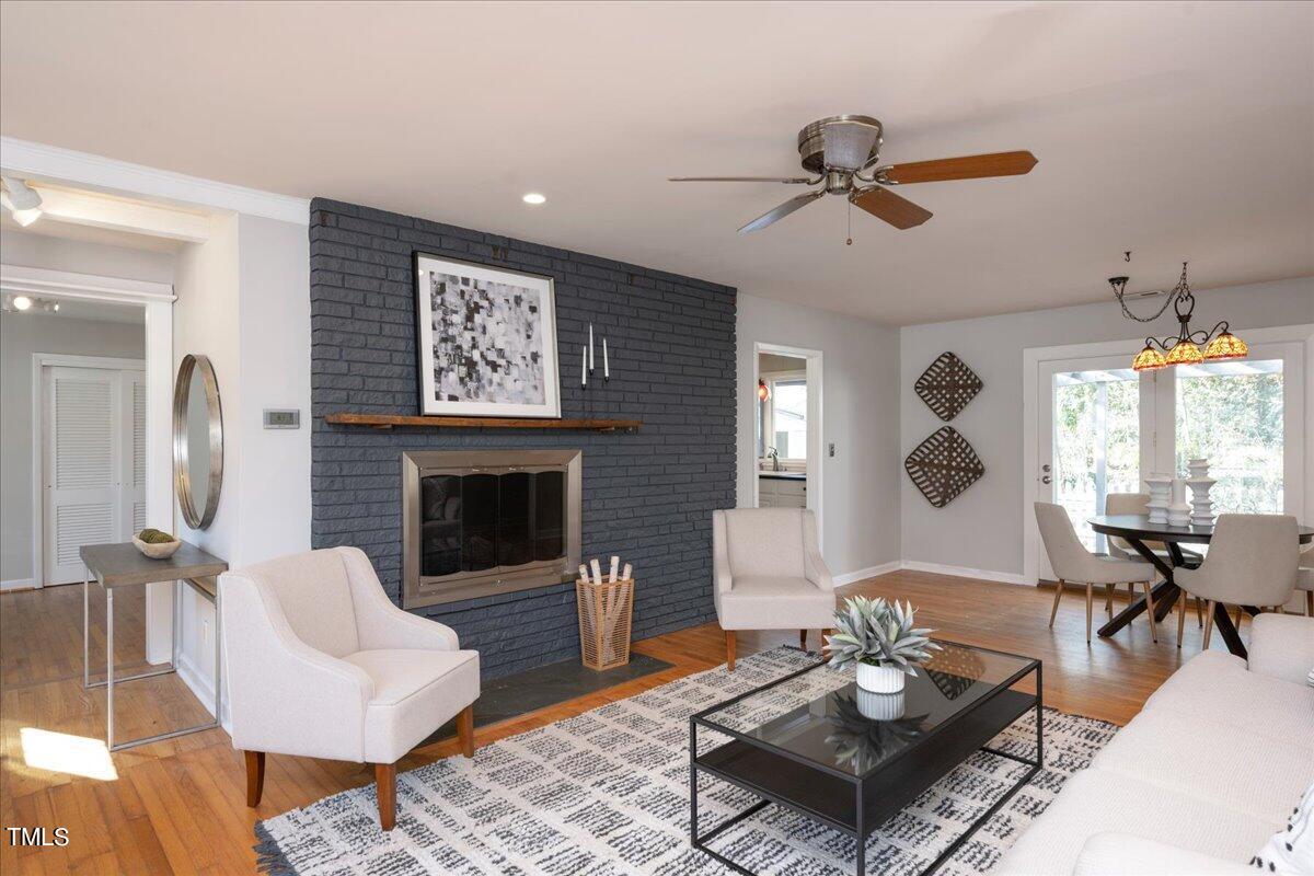 1418 Pineview Drive