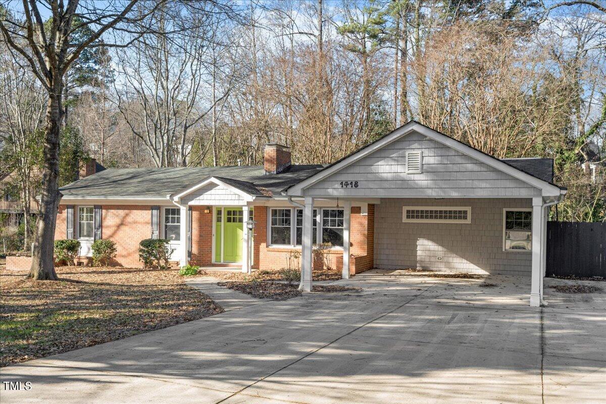 1418 Pineview Drive