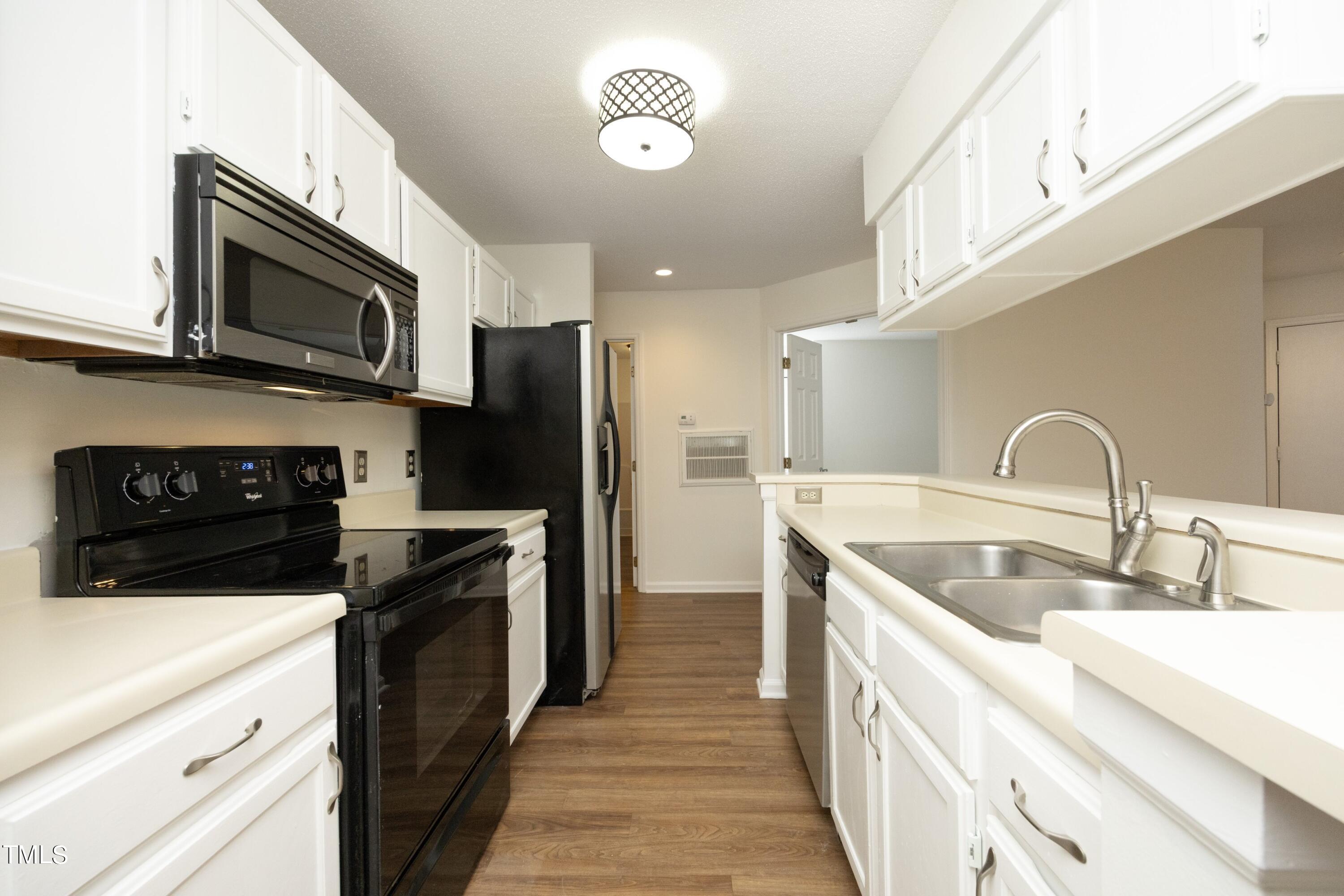832 New Kent Place