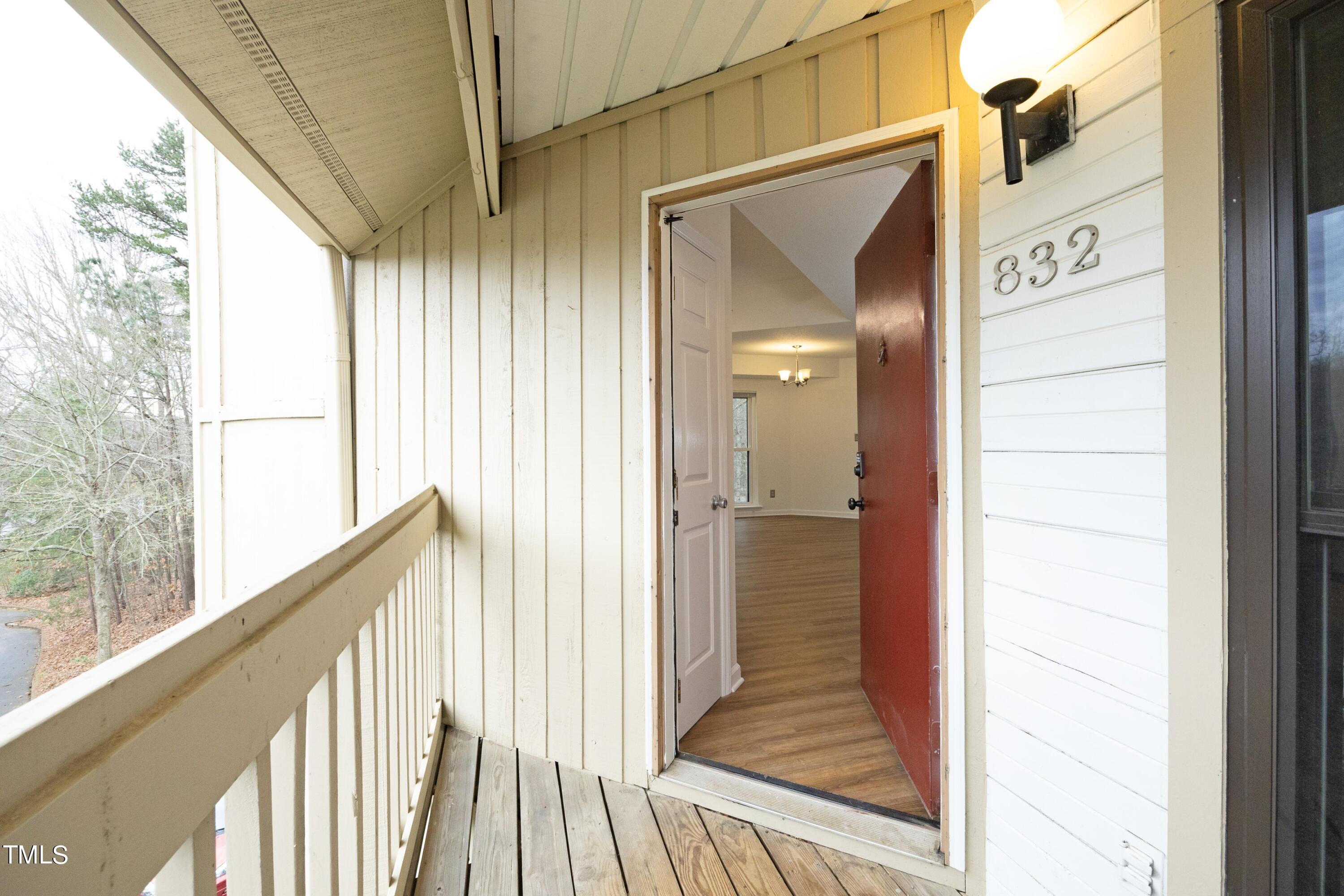 832 New Kent Place