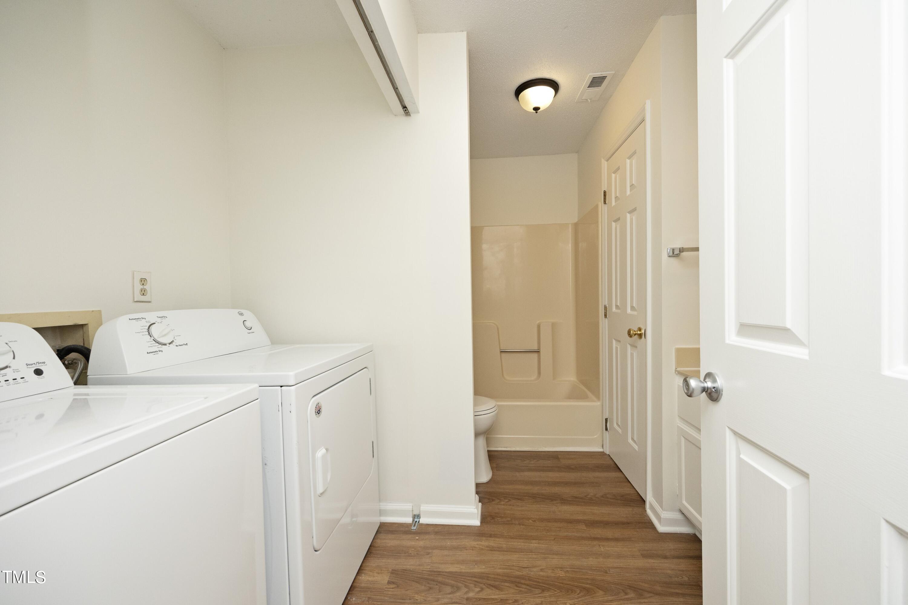 832 New Kent Place