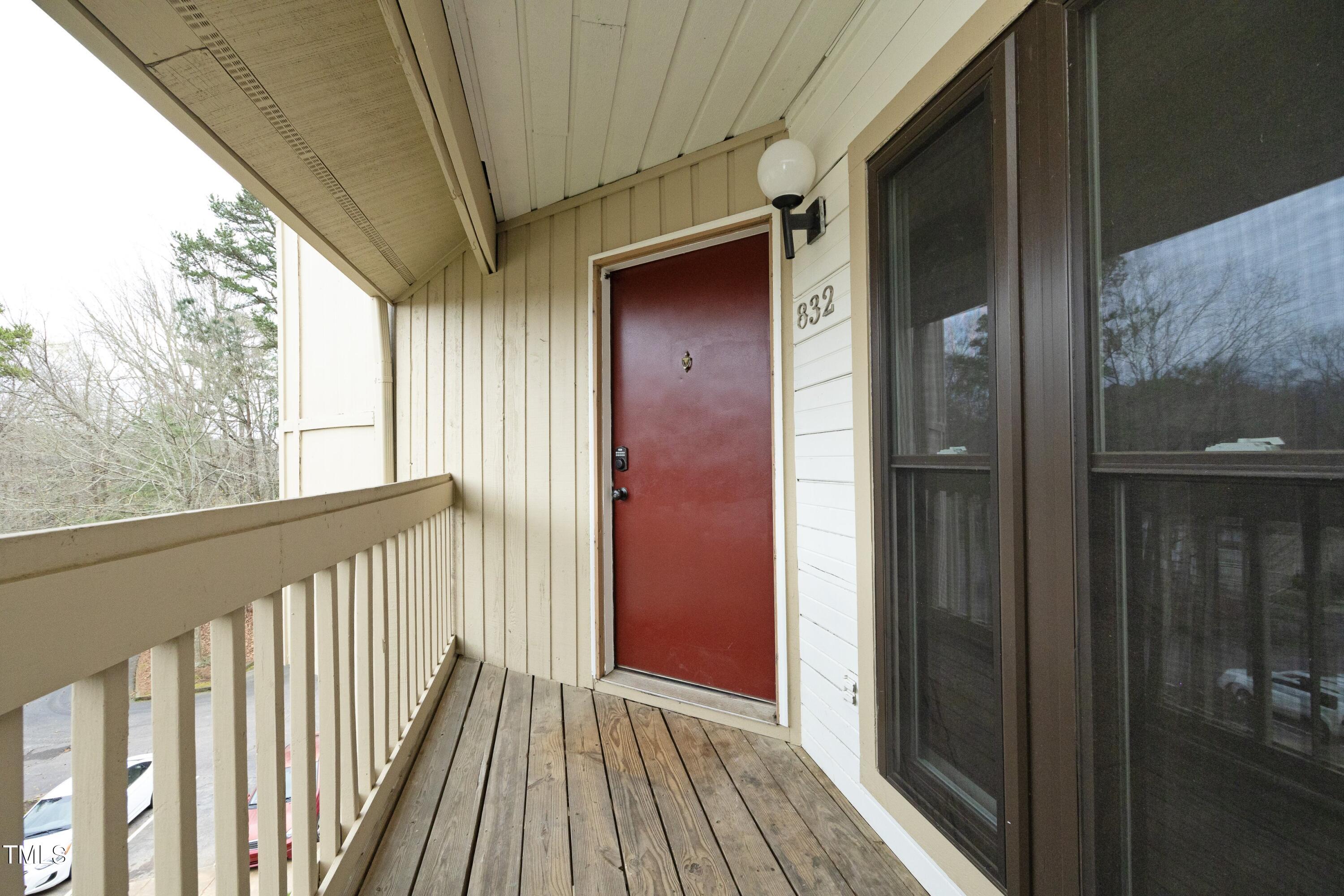 832 New Kent Place