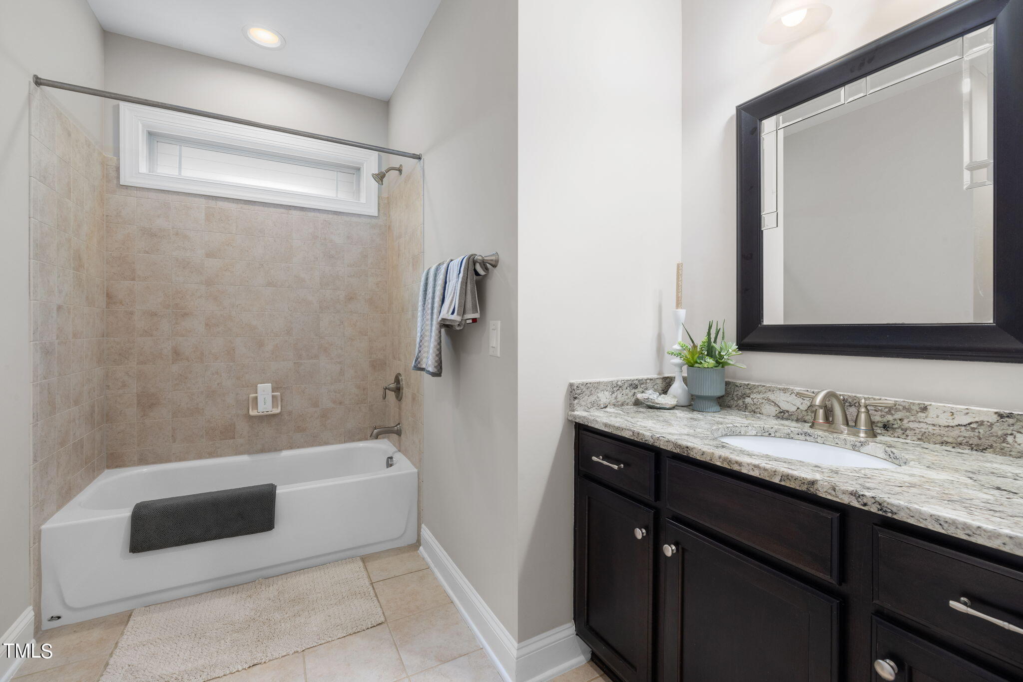 725 Weavers Ridge Drive