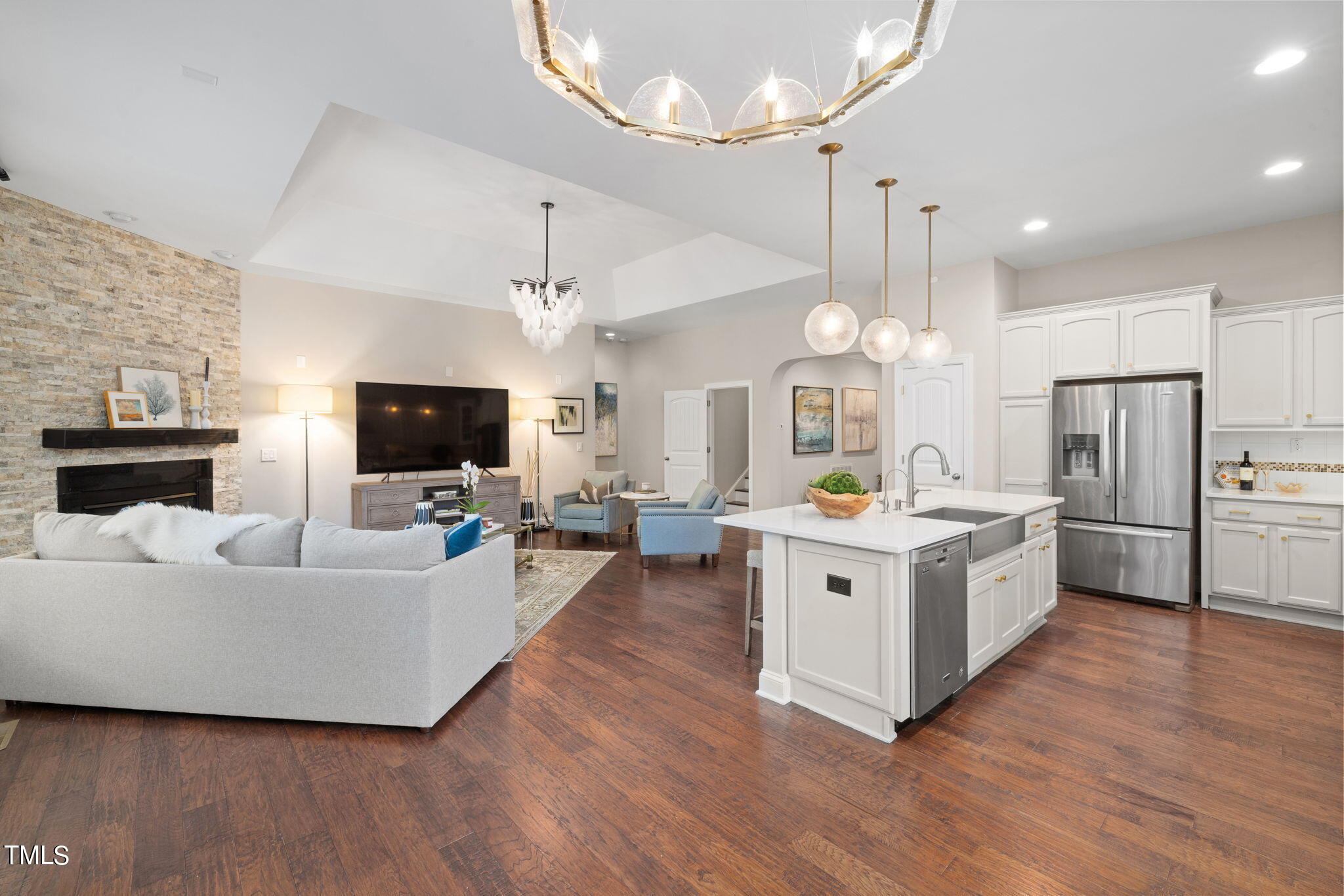 725 Weavers Ridge Drive