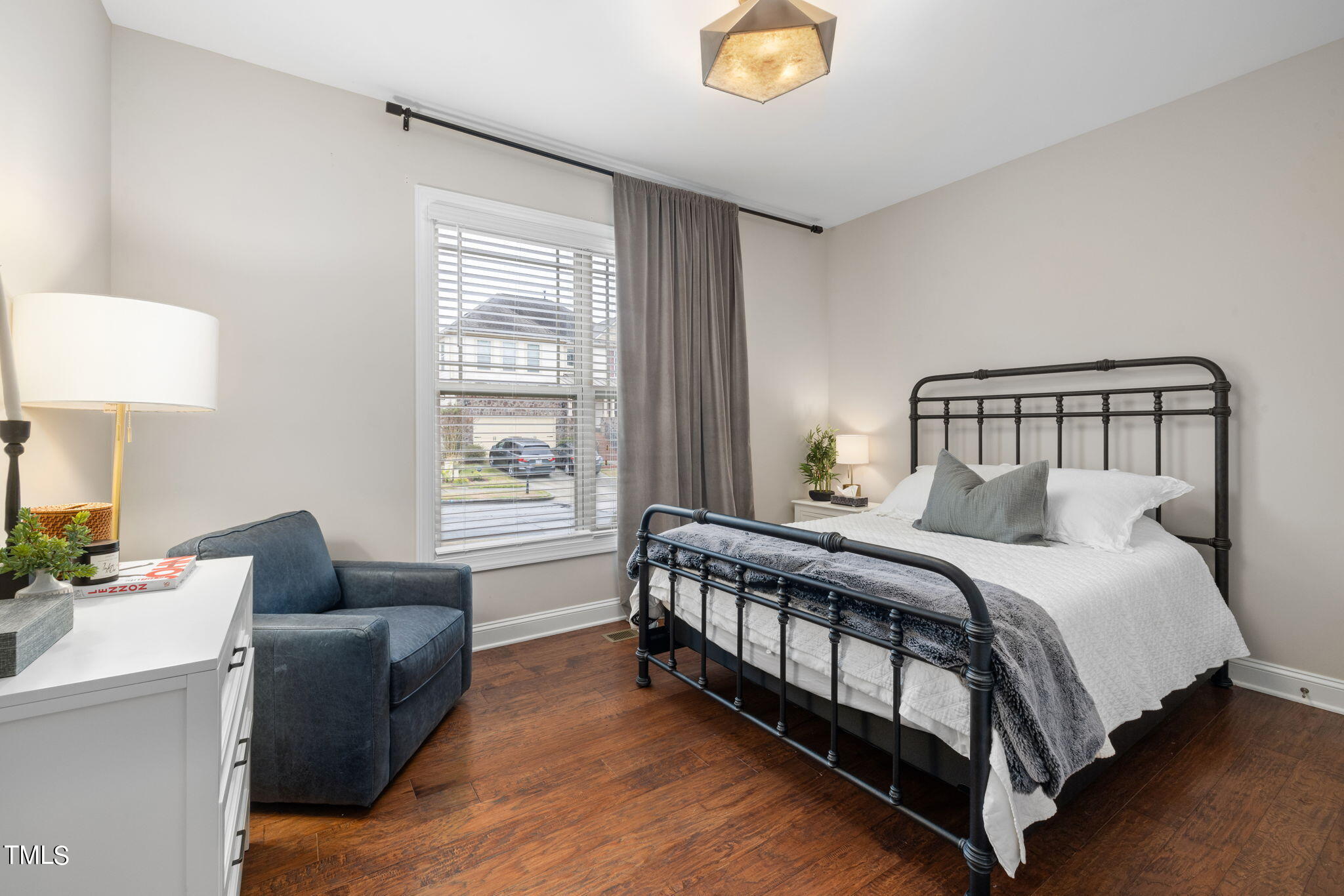 725 Weavers Ridge Drive