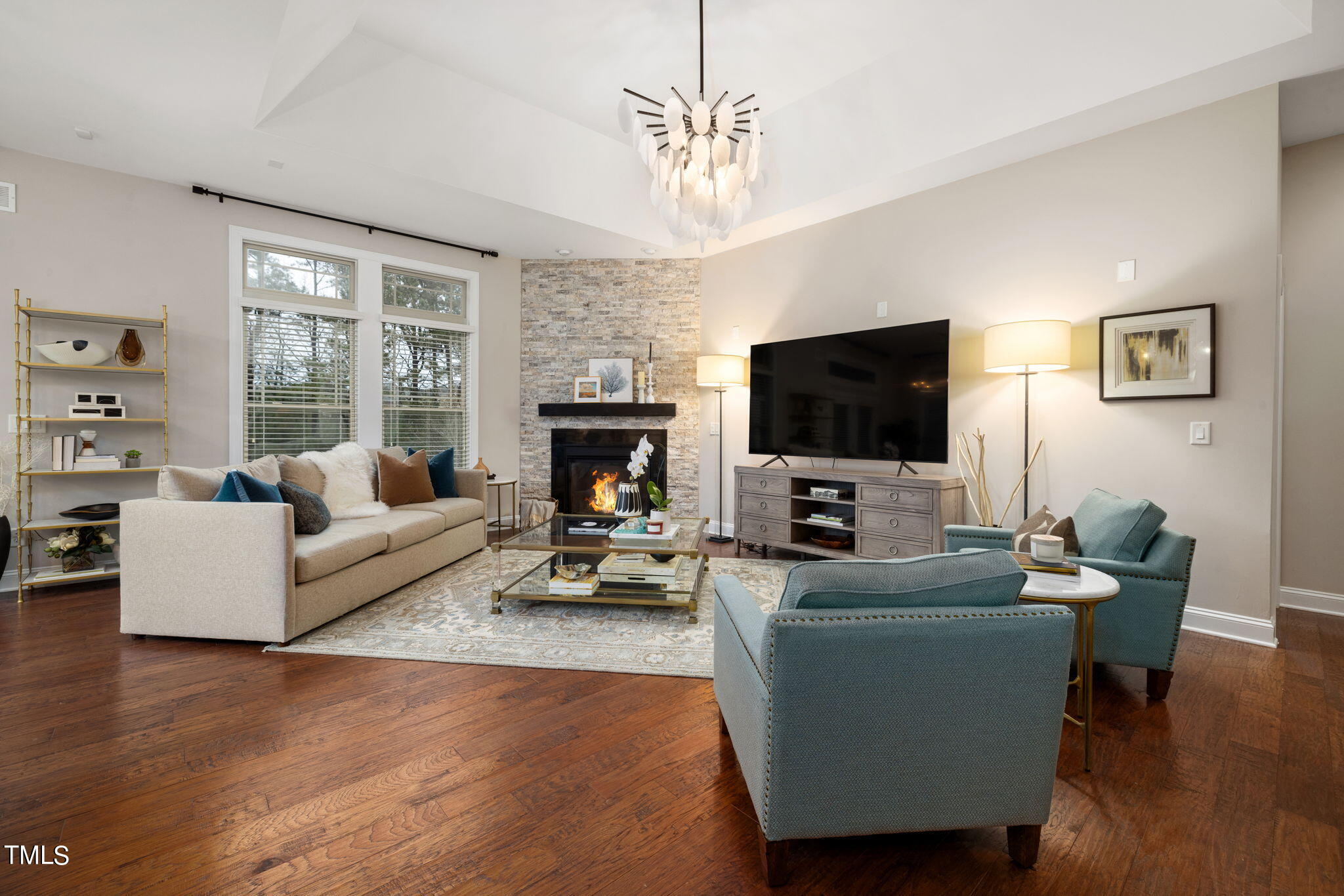 725 Weavers Ridge Drive