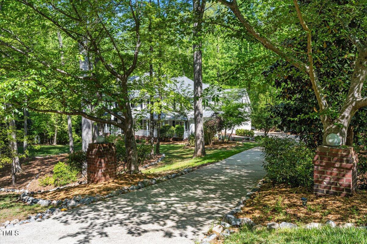 1517 Brightwater Court
