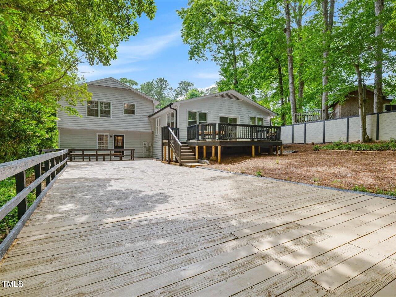 1124 Theresa Court