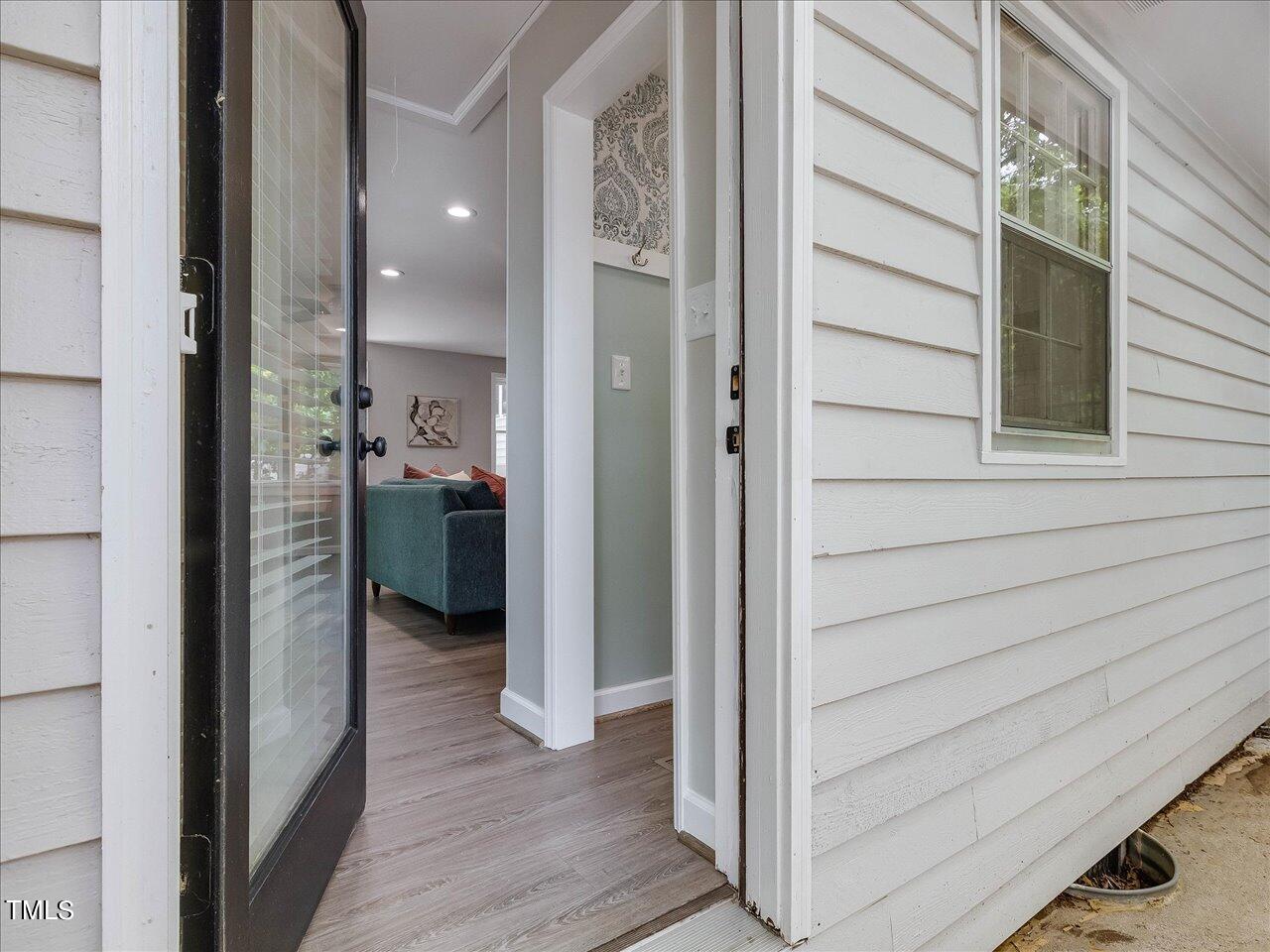 1124 Theresa Court