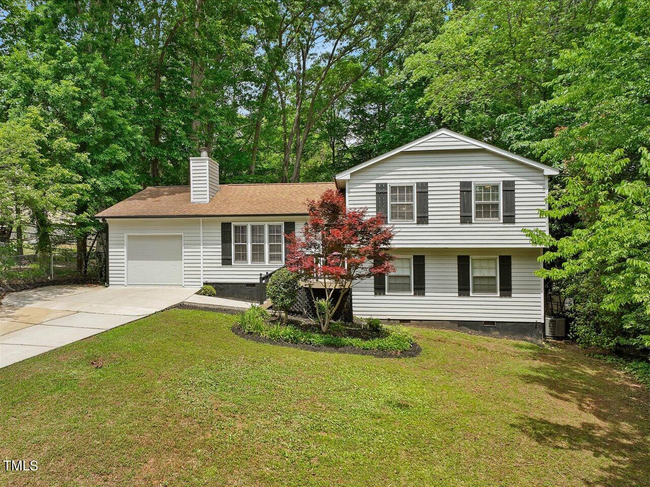 1124 Theresa Court