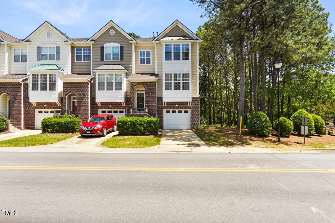 5509 Silver Moon Lane