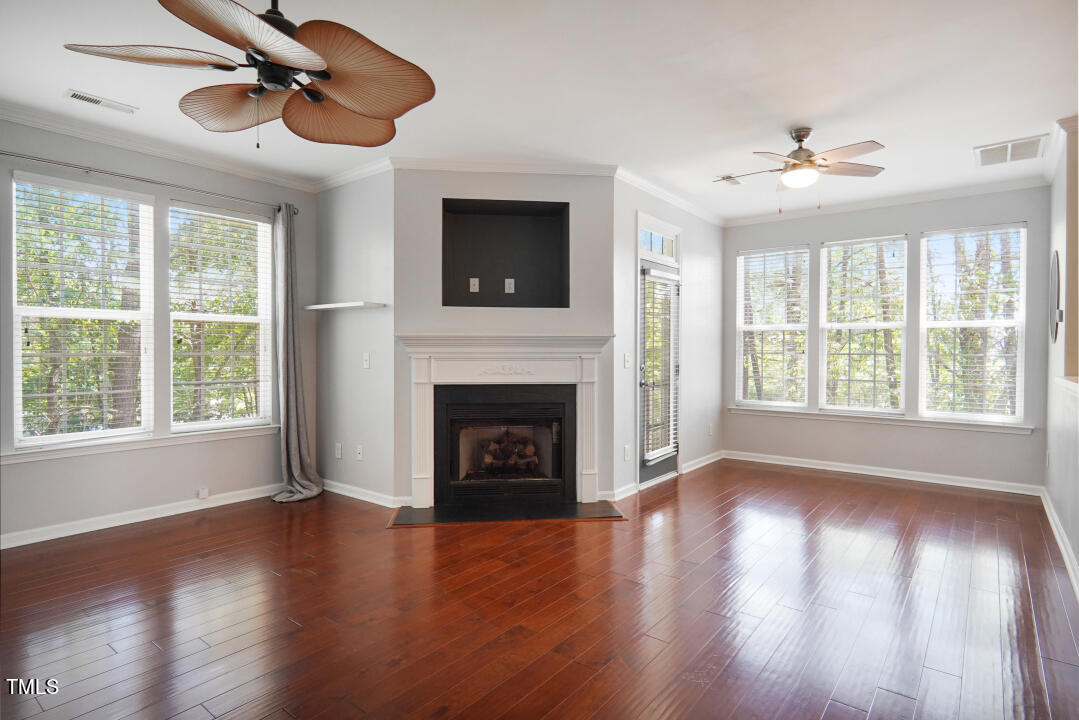 5509 Silver Moon Lane