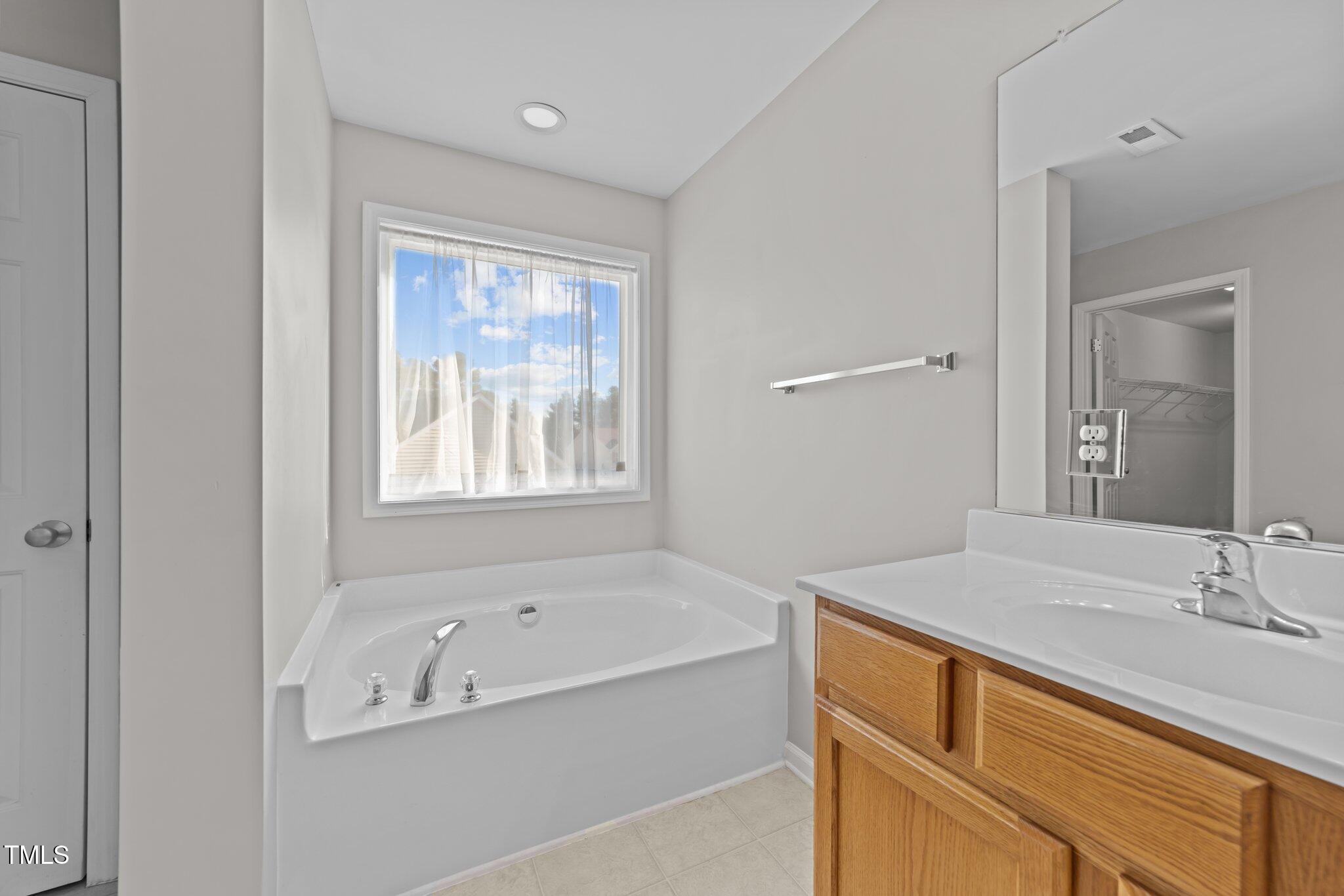 1510 Roaring Rapids Road