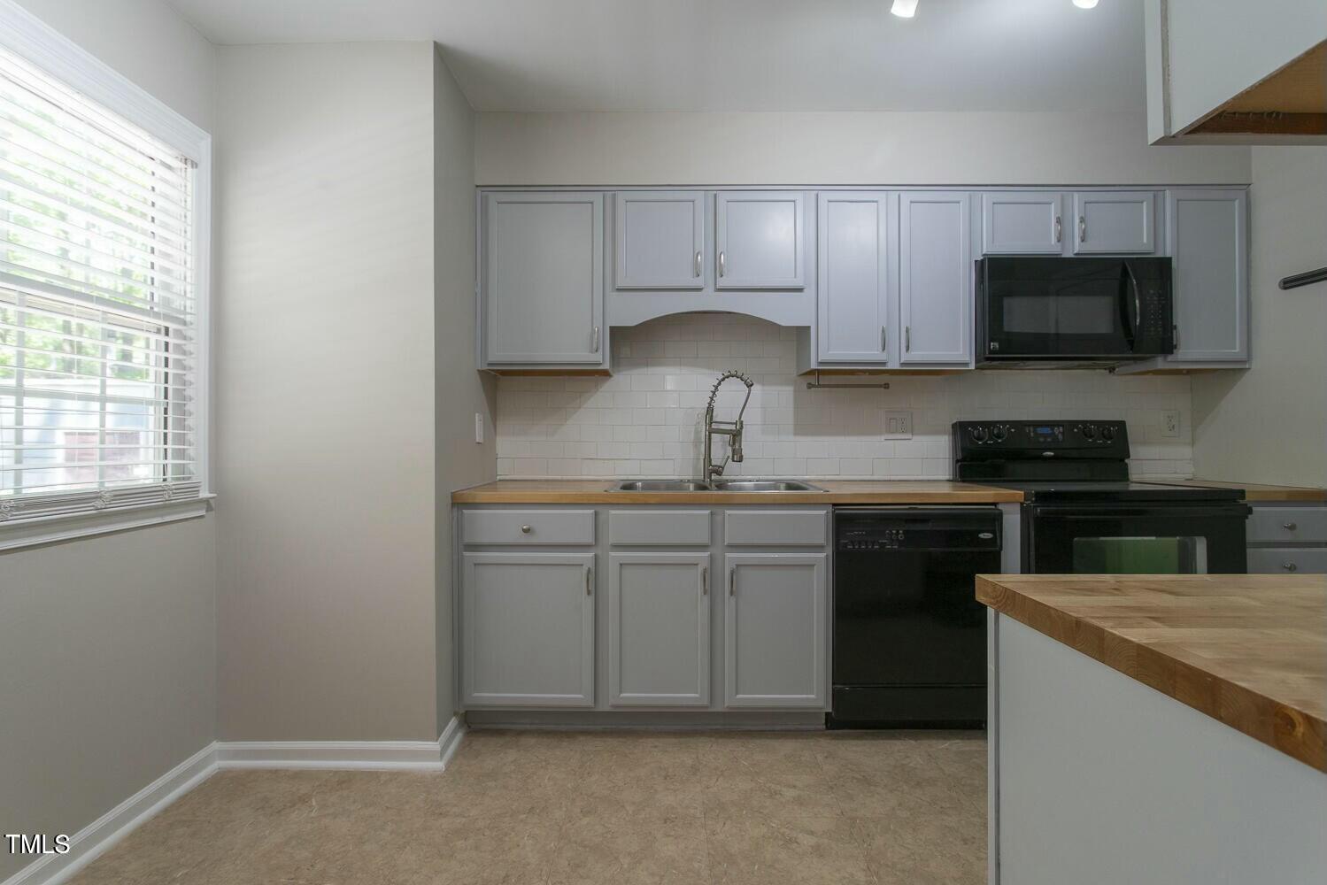 1120 Collington Drive