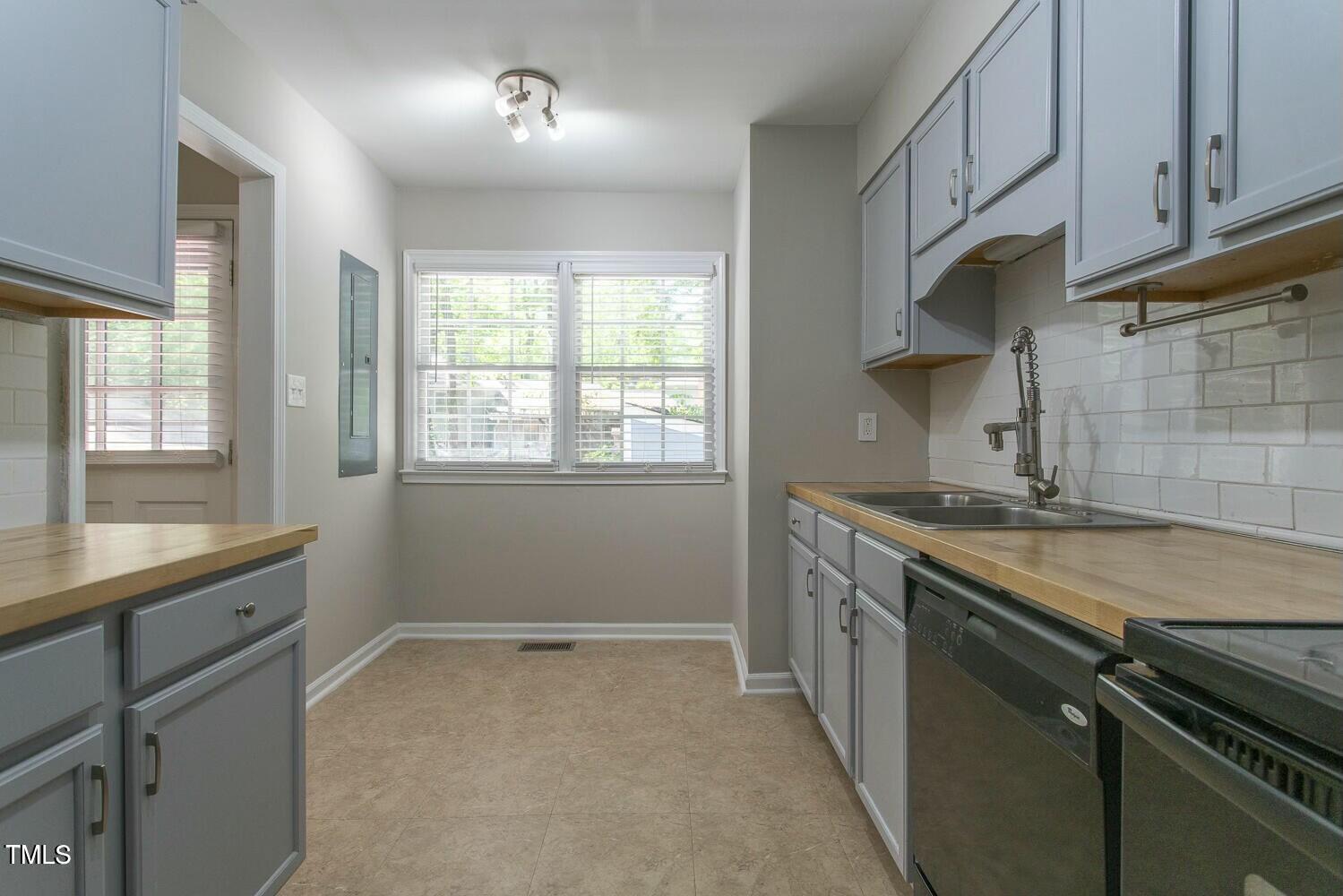 1120 Collington Drive