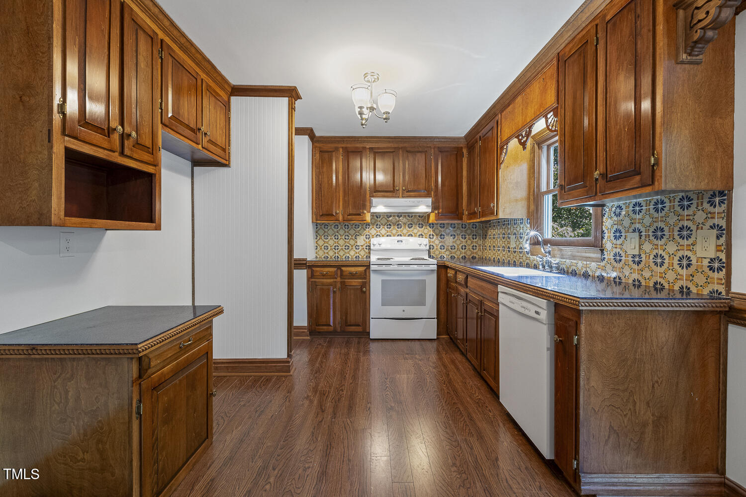 713 Valerie Drive