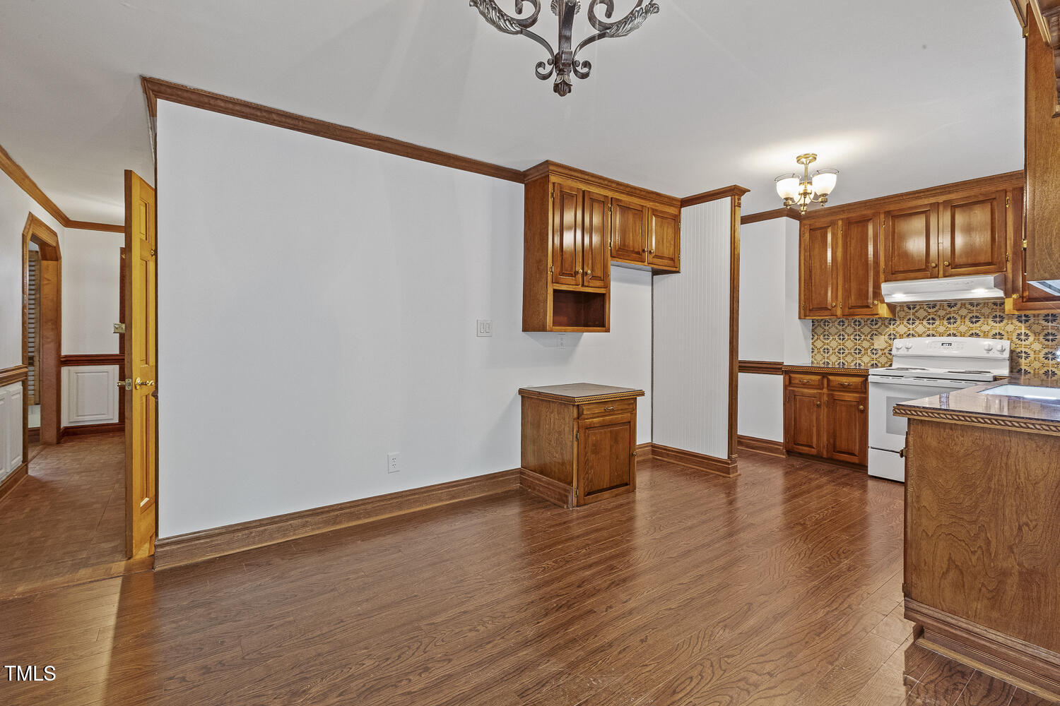 713 Valerie Drive