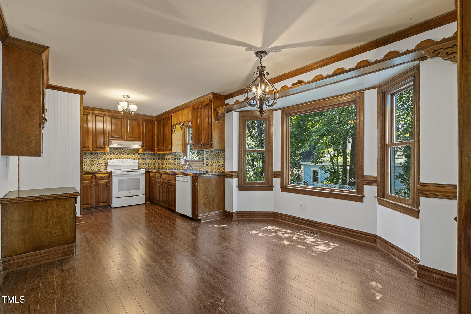 713 Valerie Drive
