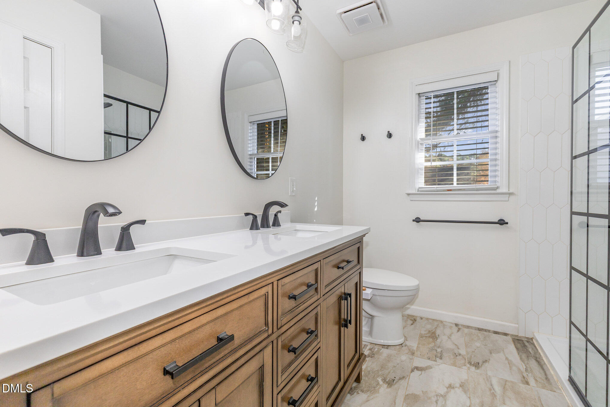 2813 Glastonbury Road