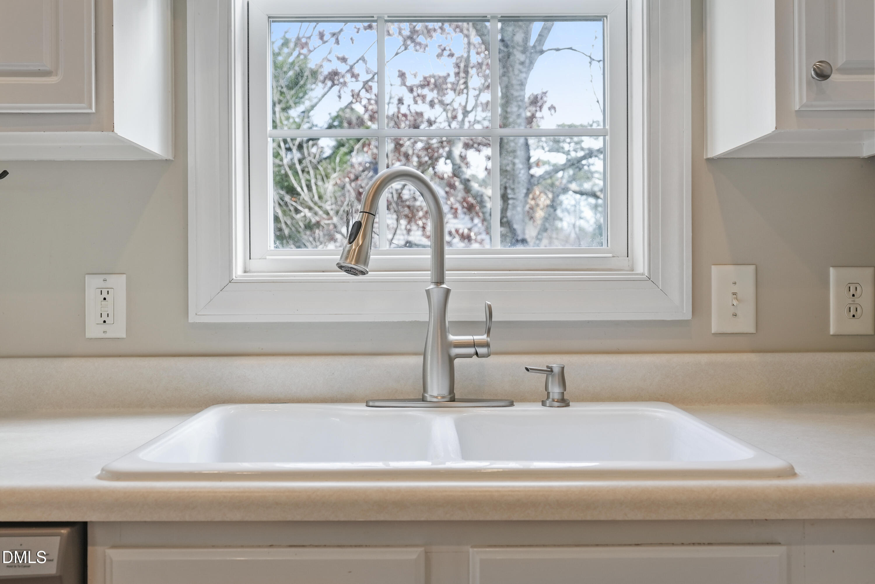 4912 Morning Edge Drive