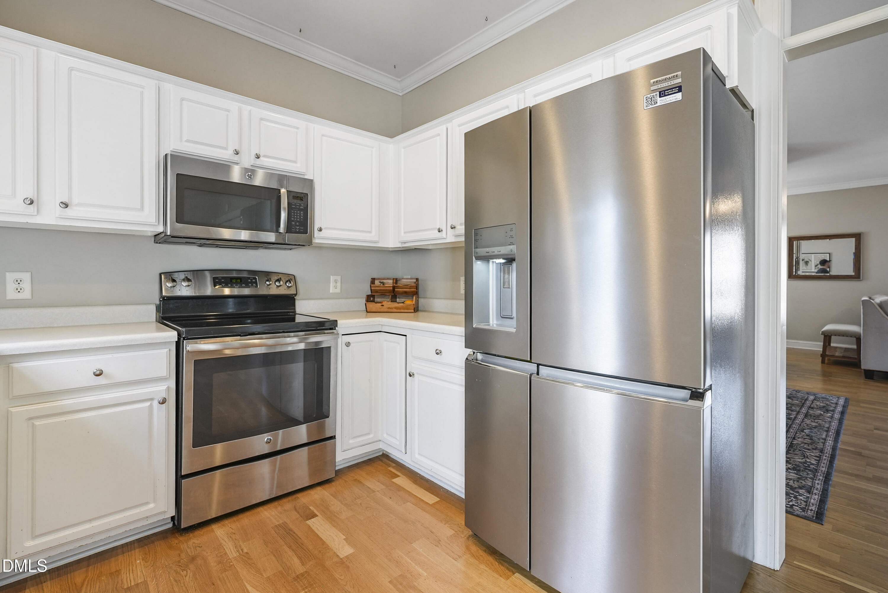 4912 Morning Edge Drive