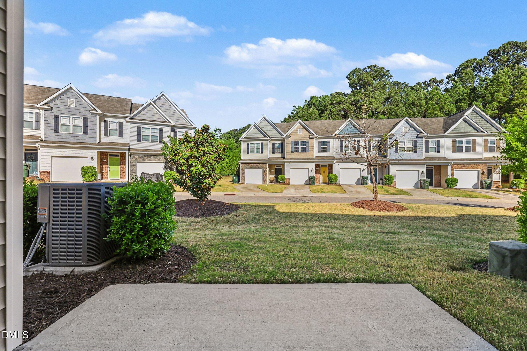 8960 Commons Townes Drive