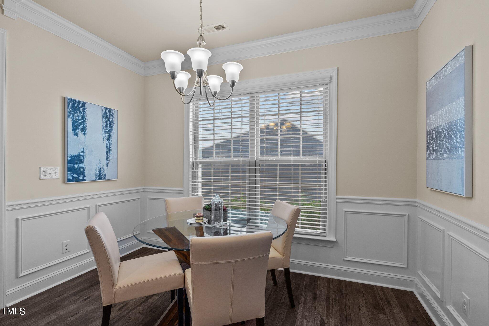 1882 Blue Jay Point
