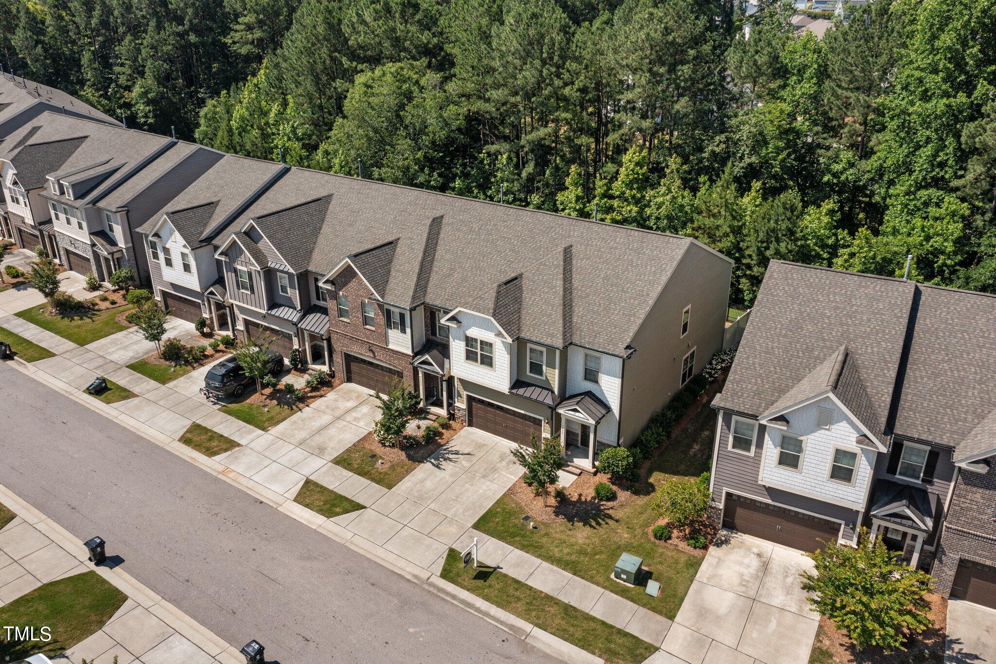 1882 Blue Jay Point