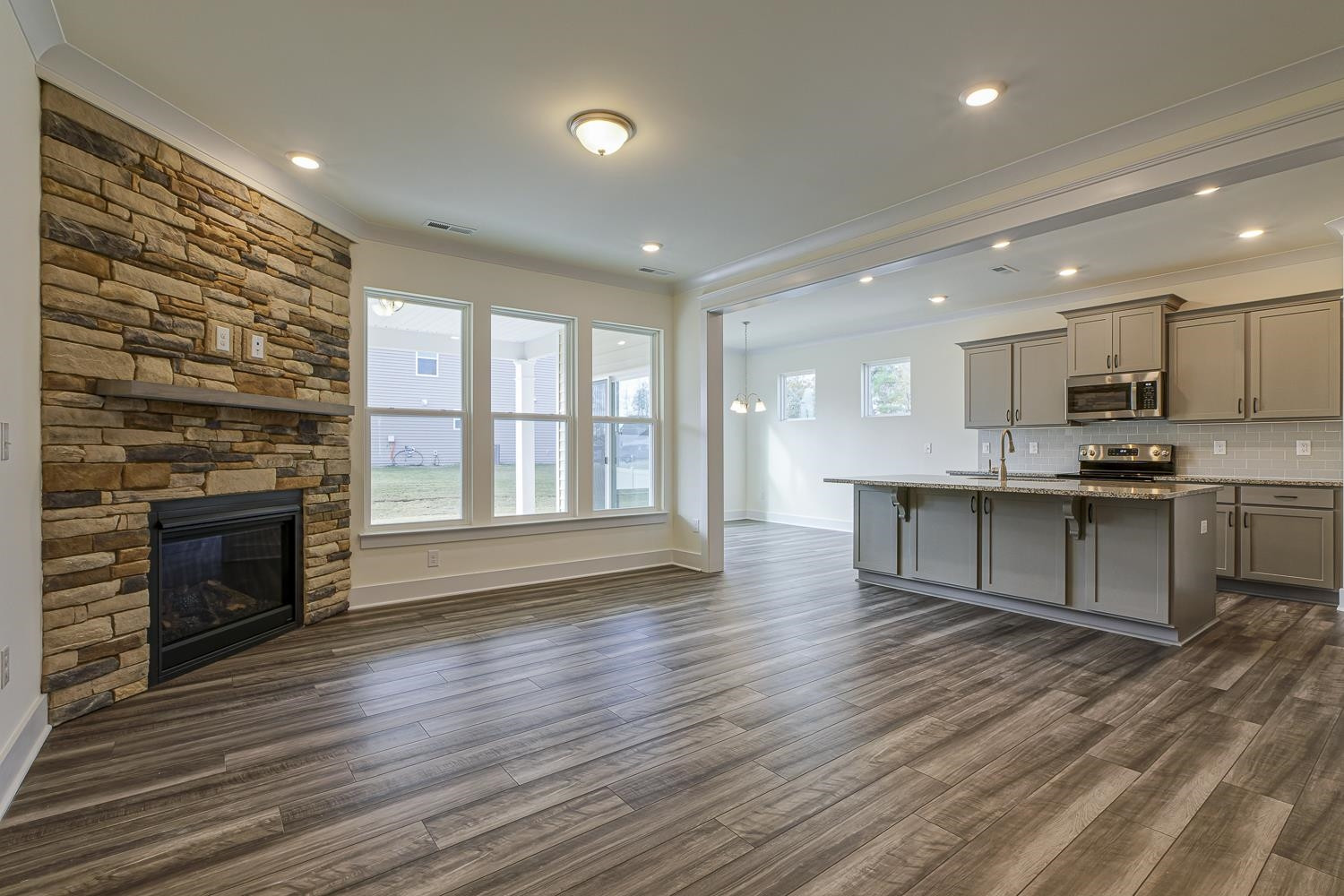 387 Cliff View Drive