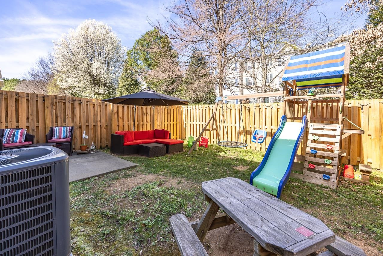 10975 Pendragon Place