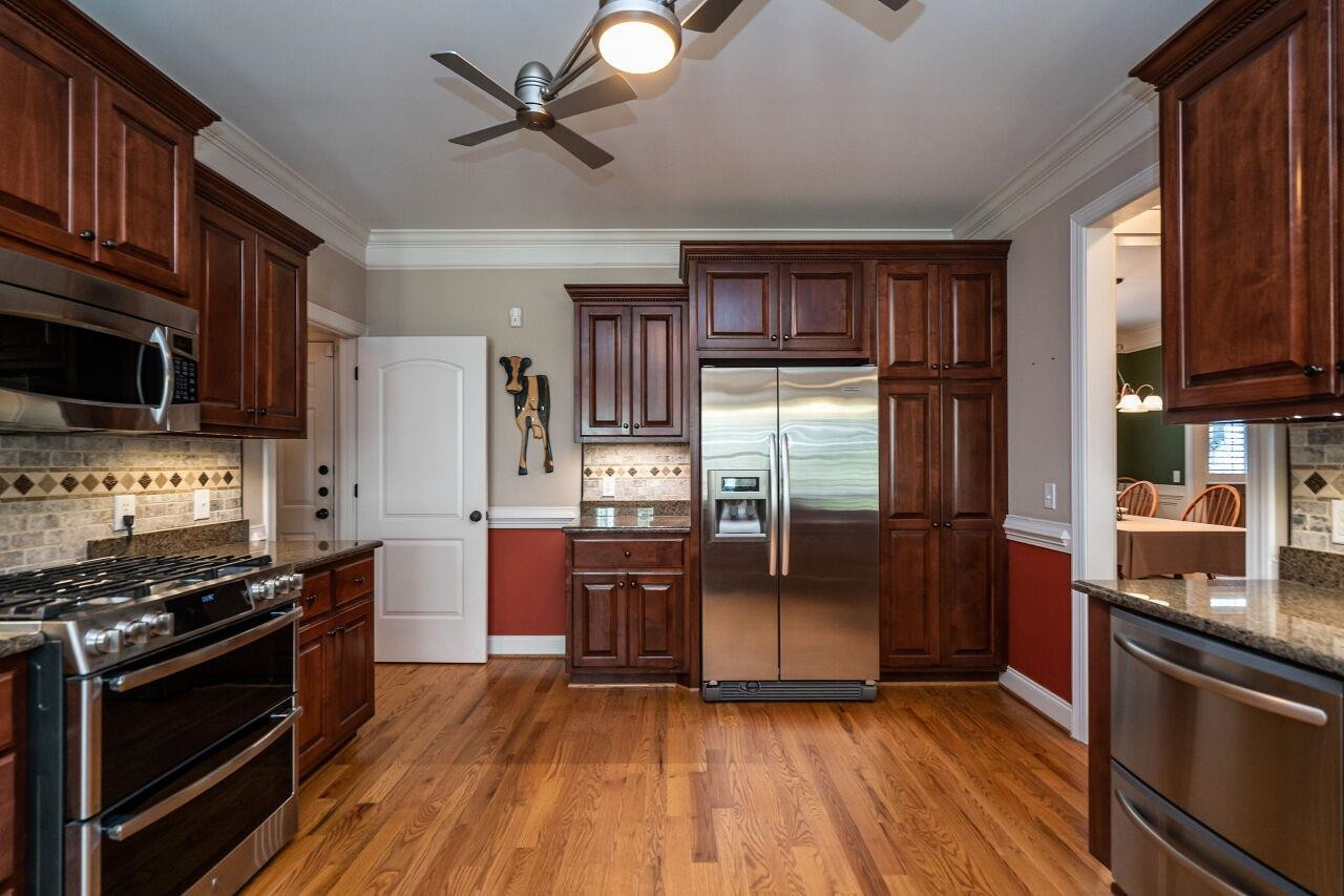 142 Scarlet Oak Run